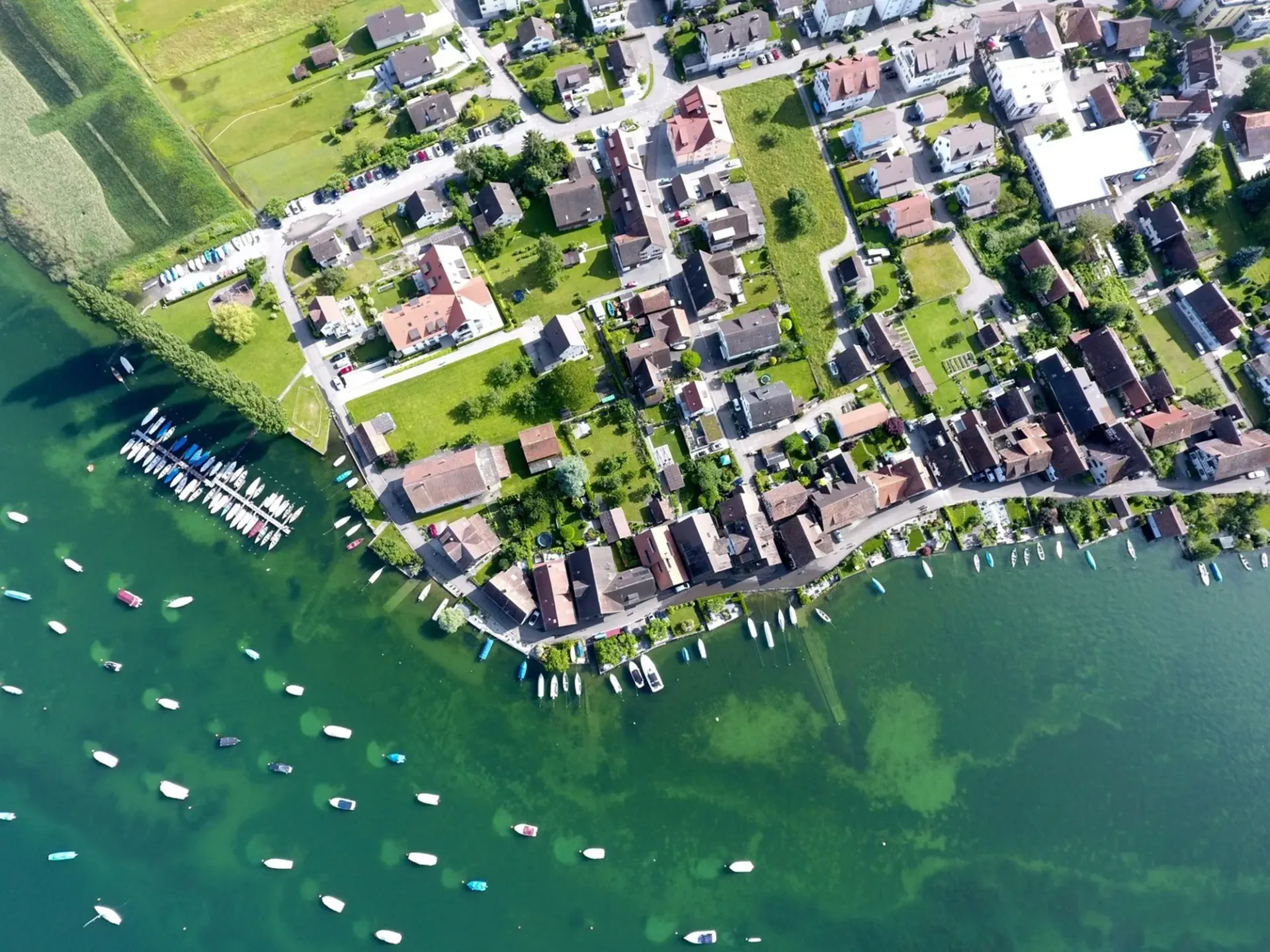 4.0-room maisonette apartment directly on the lake in Ermatingen