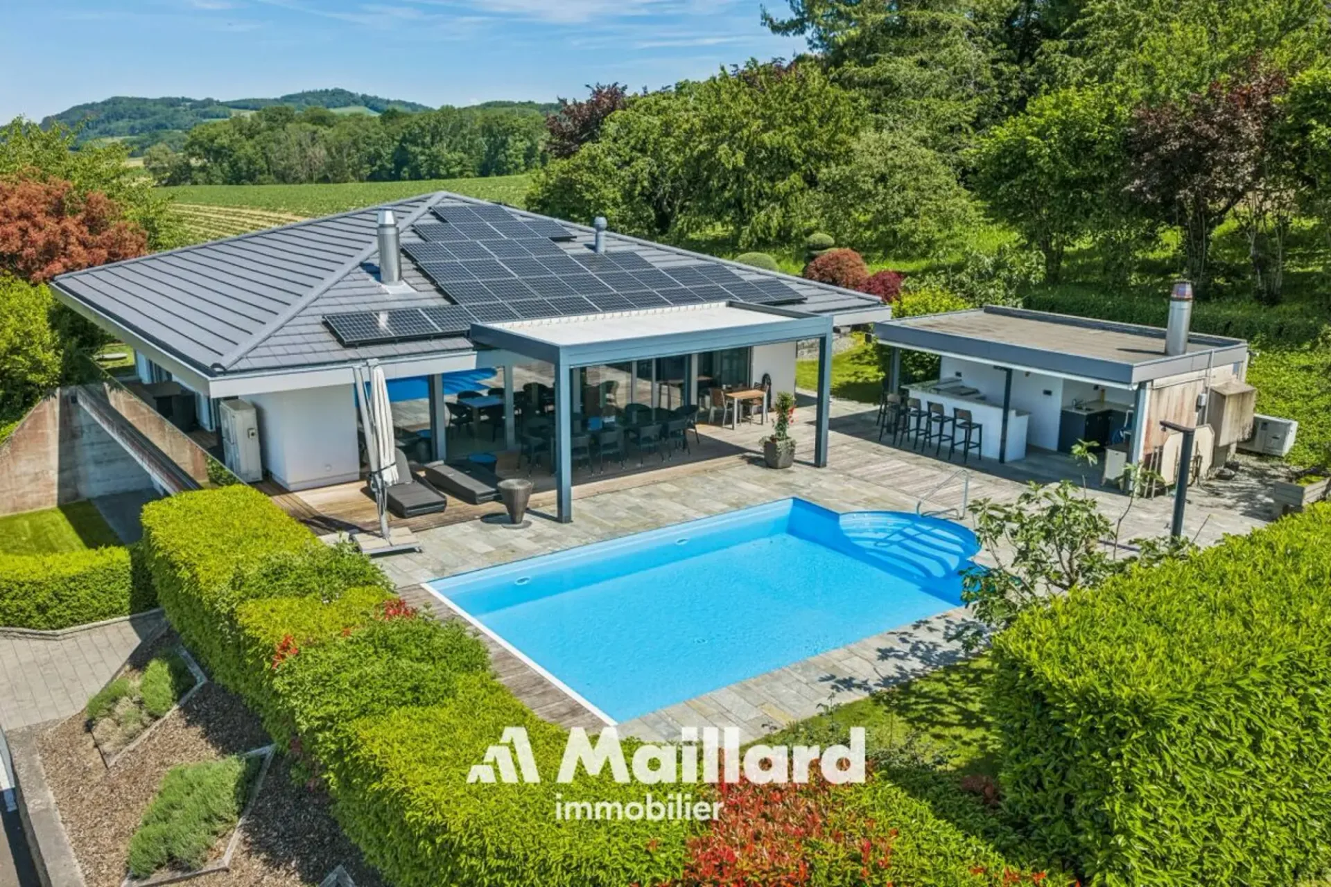 Cudrefin - Exklusives Anwesen mit Pool und Panoramablick auf den See