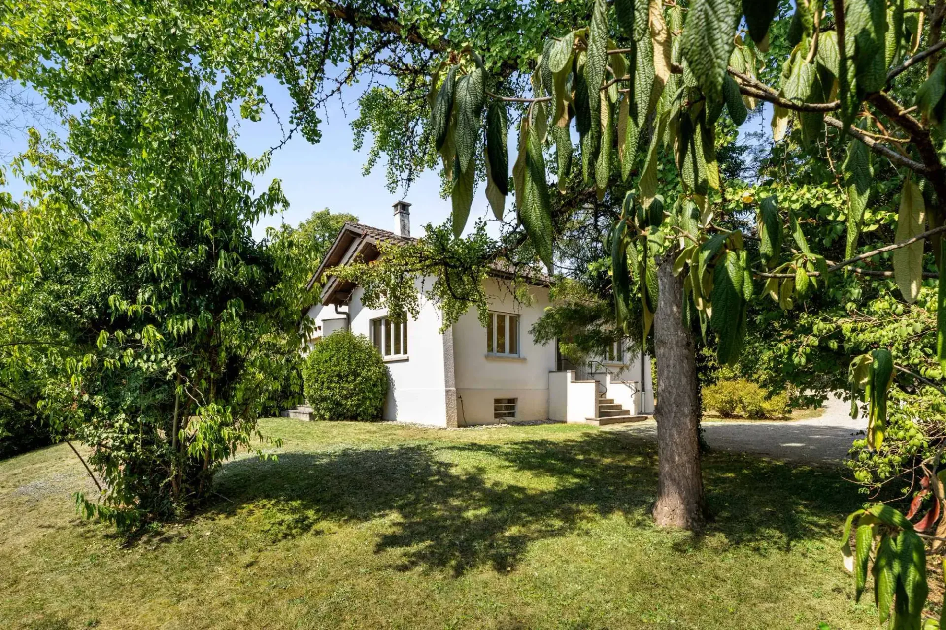 Villa mit Charme und Baupotenzial