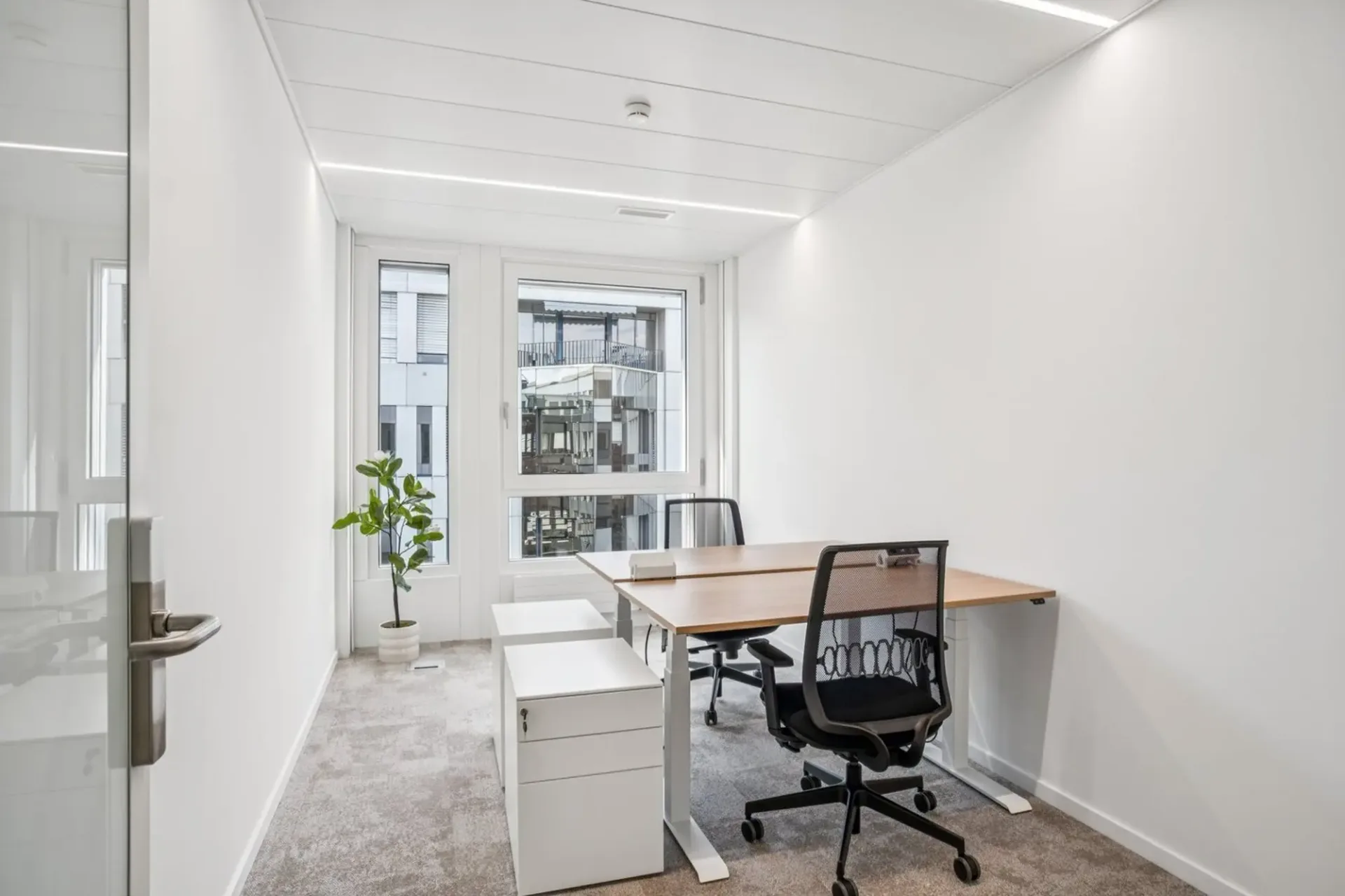 Sehr schönes Büro - hell und modern - für 1 bis 2 Personen