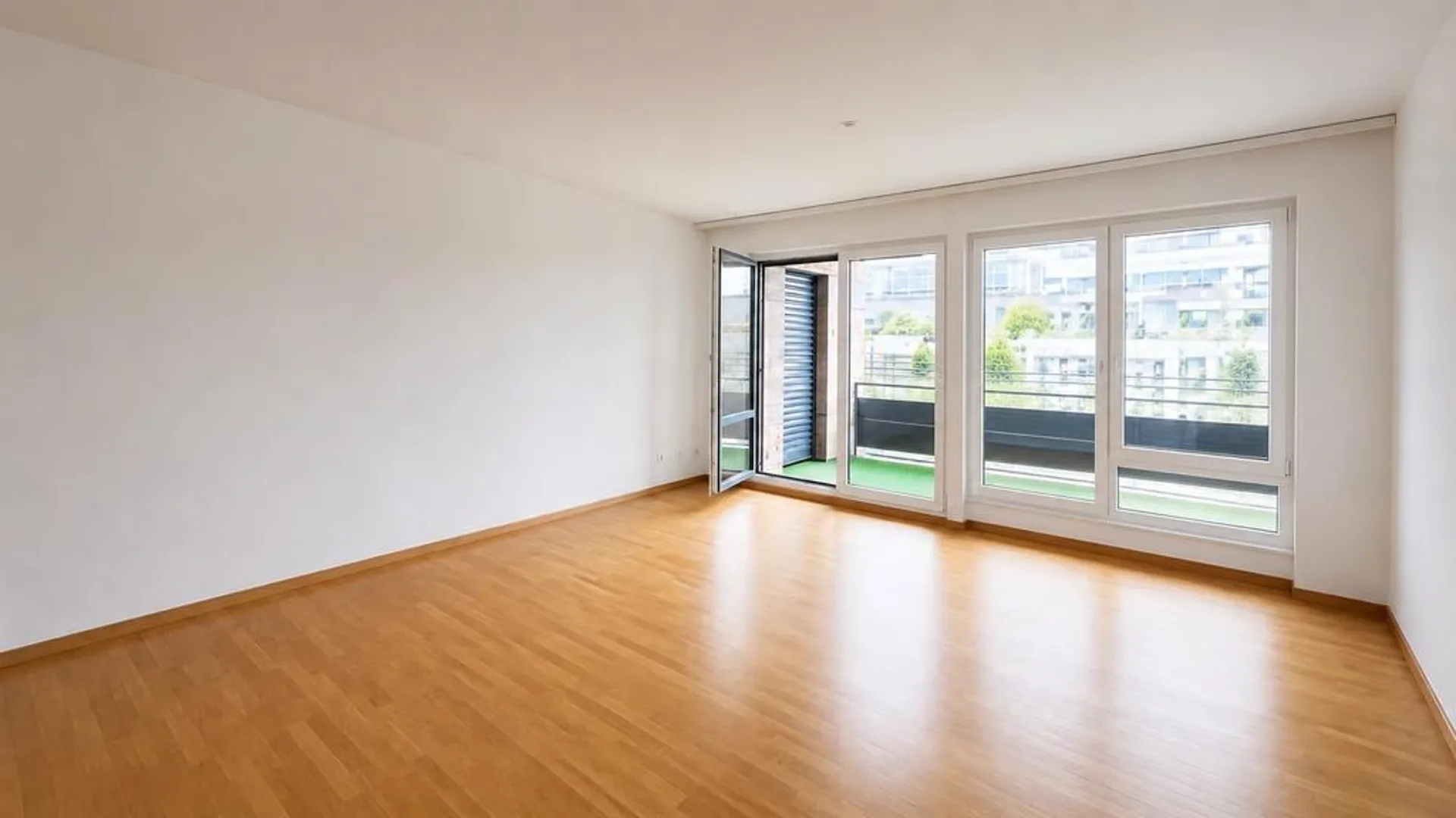 Exclusive central: 2.5-room apartment in Metalli Zug