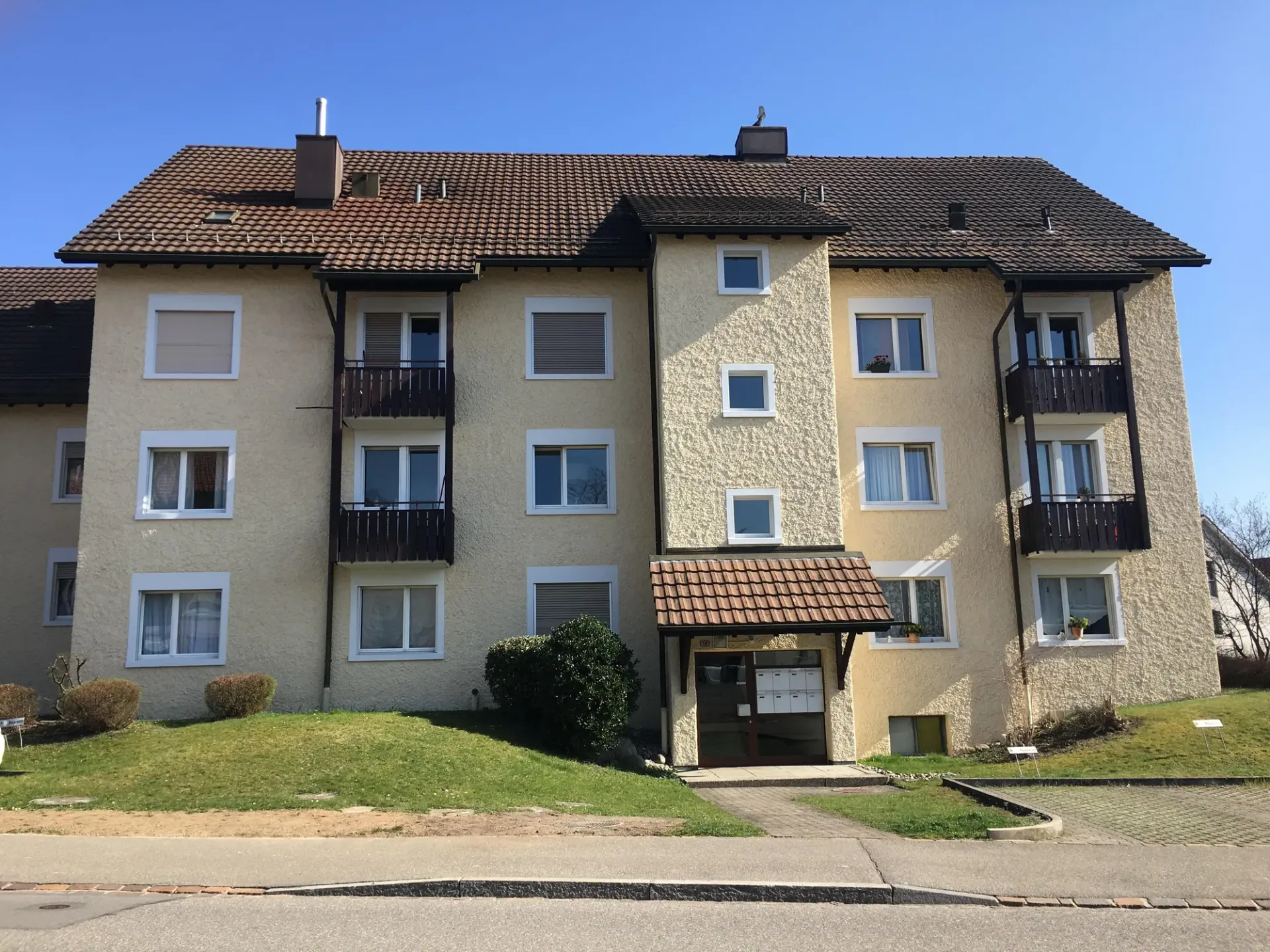 Befristet bis 30.11.2027 / 4.5 Zimmerwohnung in Brüttisellen