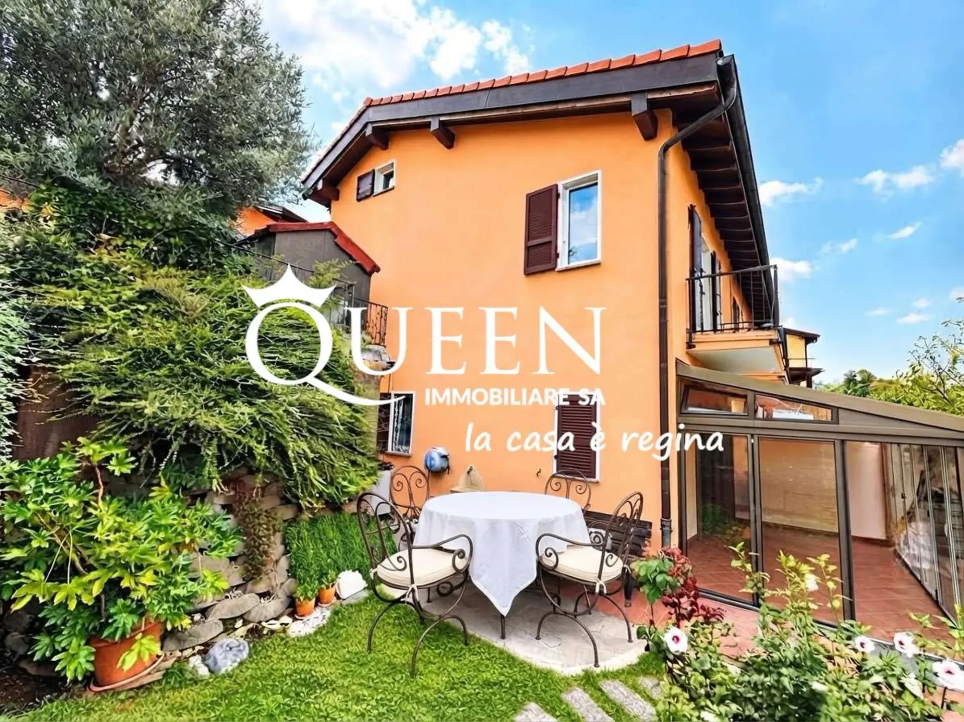 Corteglia: casa contigua 3.5 locali con ampio giardino