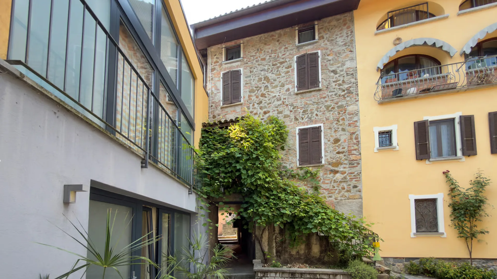Gemütliche 2.5-Zimmer-Wohnung im Ortskern von Scairolo