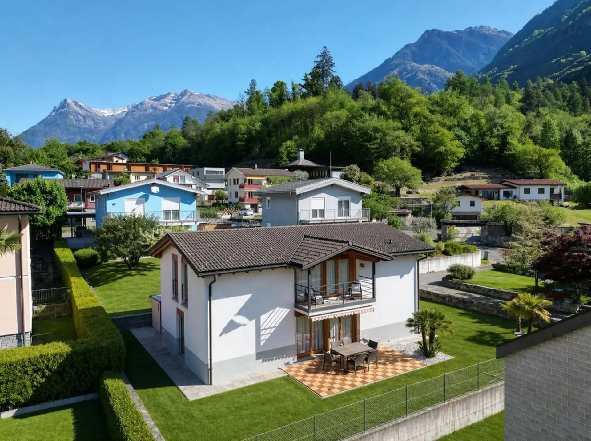 Schönes Einfamilienhaus mit Garten