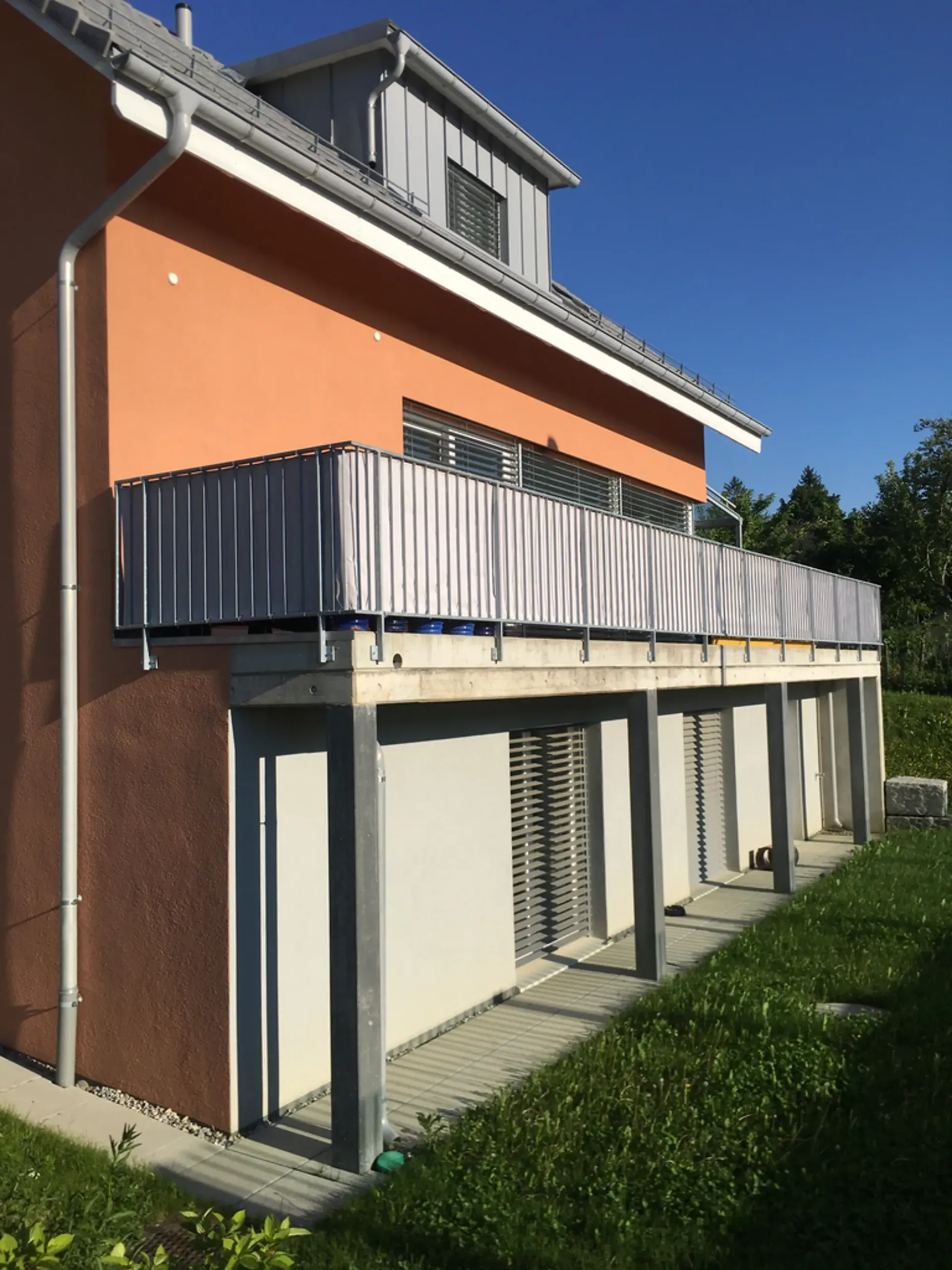 Freistehendes Einfamilienhaus mit Fernsicht