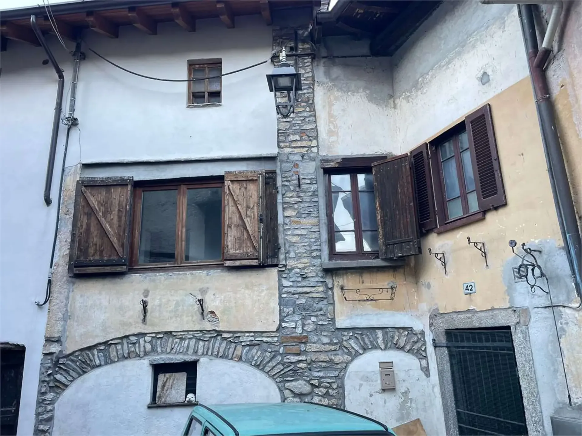 Haus auf dem Land zur Renovierung in ruhiger und sonniger Lage
