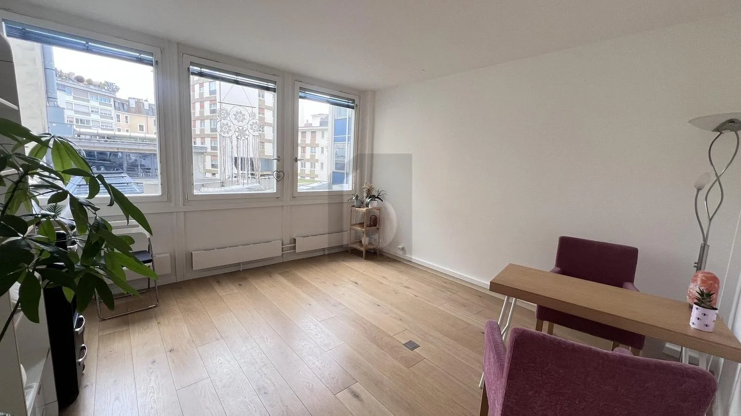 SEHR ANGEnehmes Büro komplett renoviert