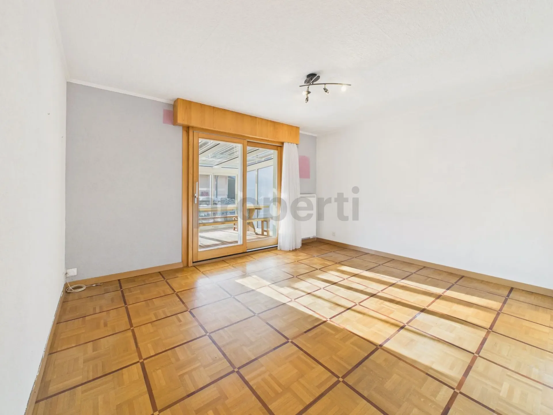 Geräumige 3.5 Zimmer - Wohnung mit freier Sicht in Vétroz