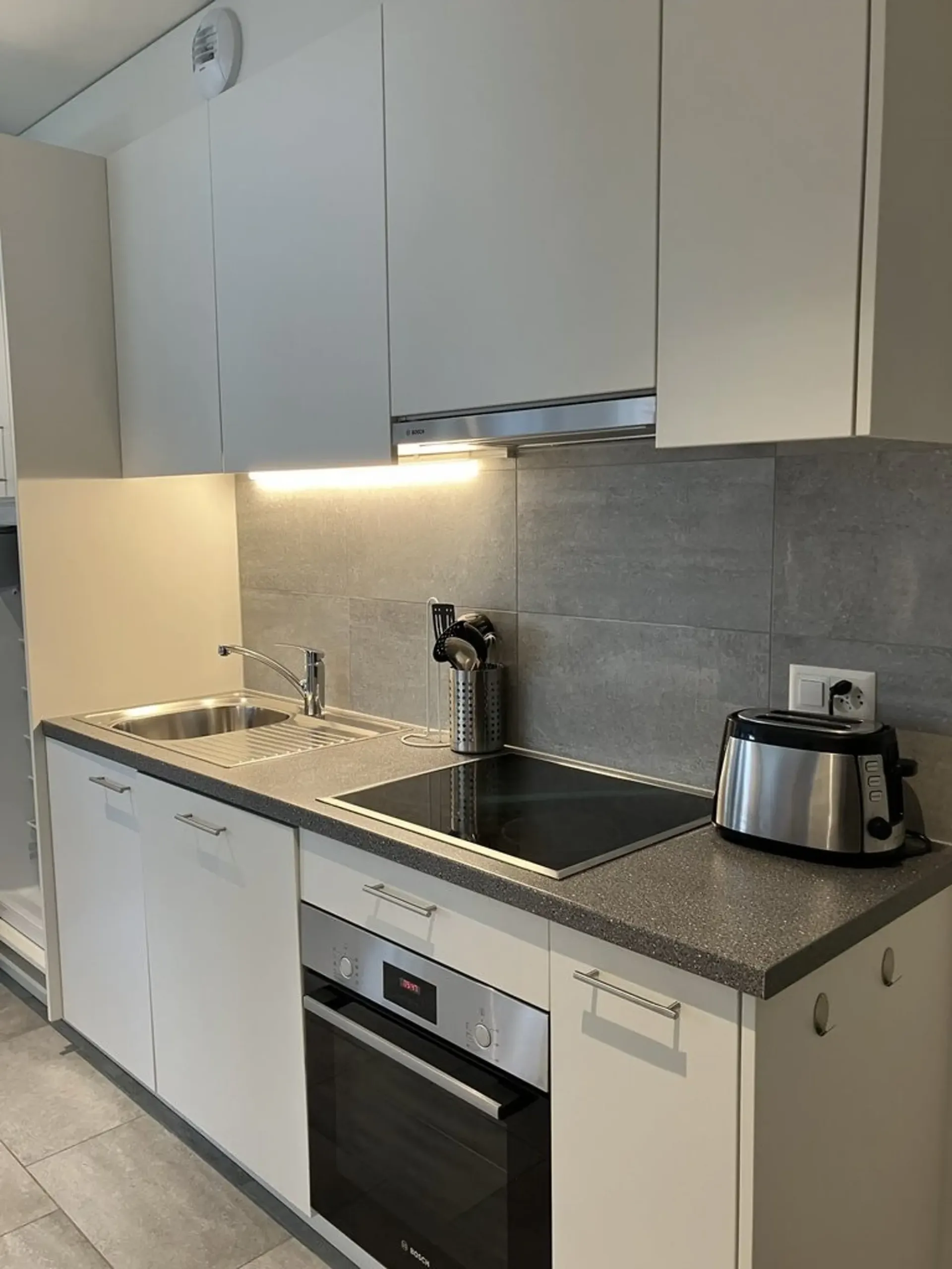 Möblierte 2.5-Zimmer-Wohnung zur Miete - Ideal für Studenten