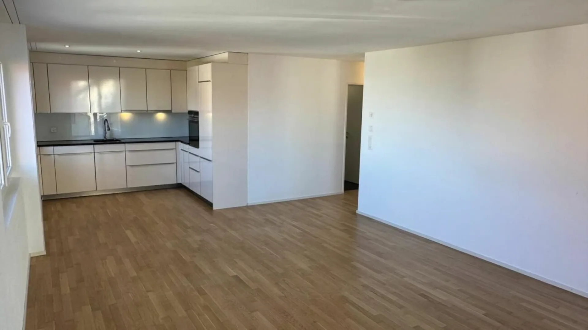 Moderne 4.5-Zimmer-Wohnung mit grosser Terrasse