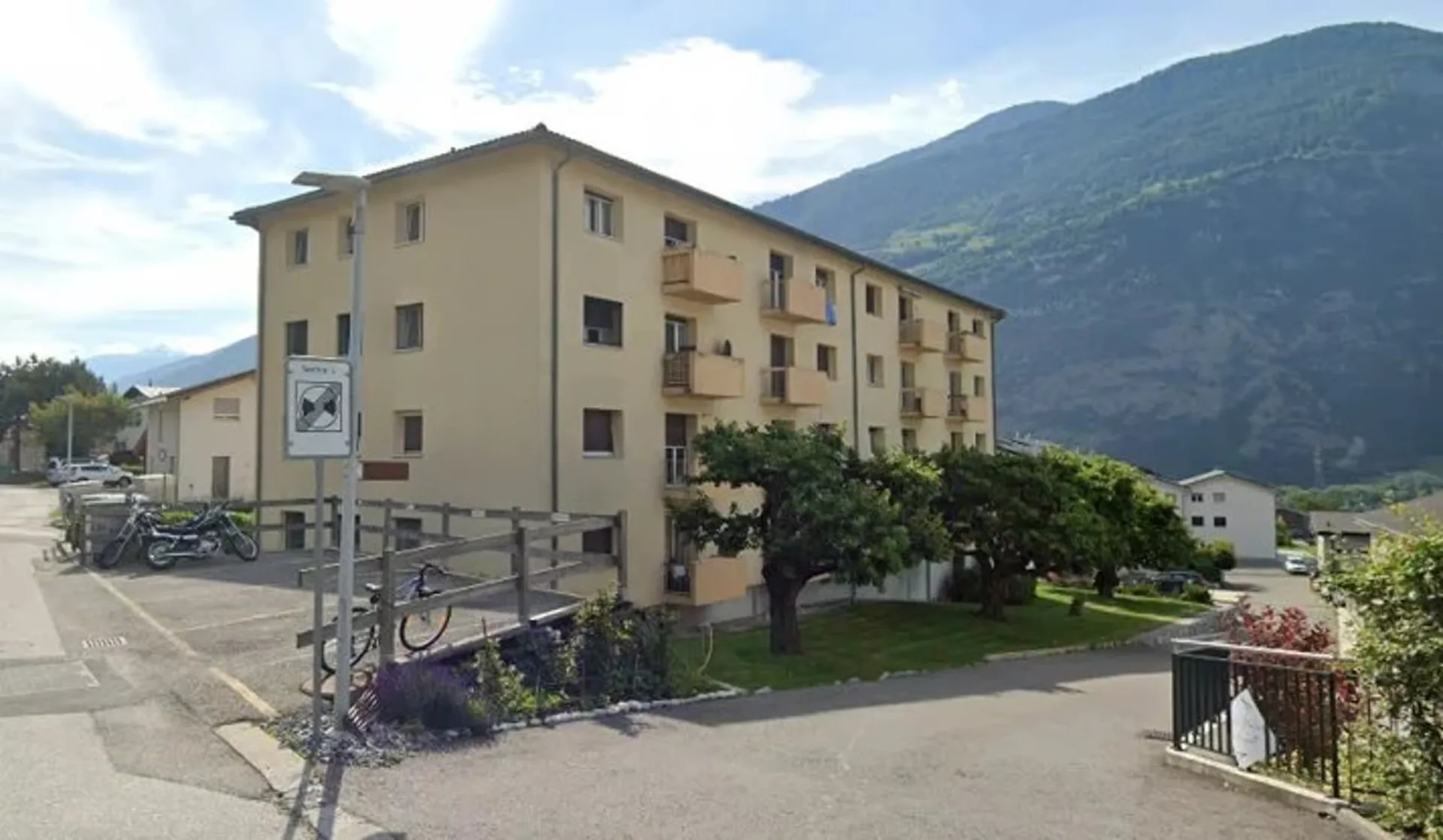 Vier-Zimmer-Wohnung in ruhiger Lage mit schönem Blick