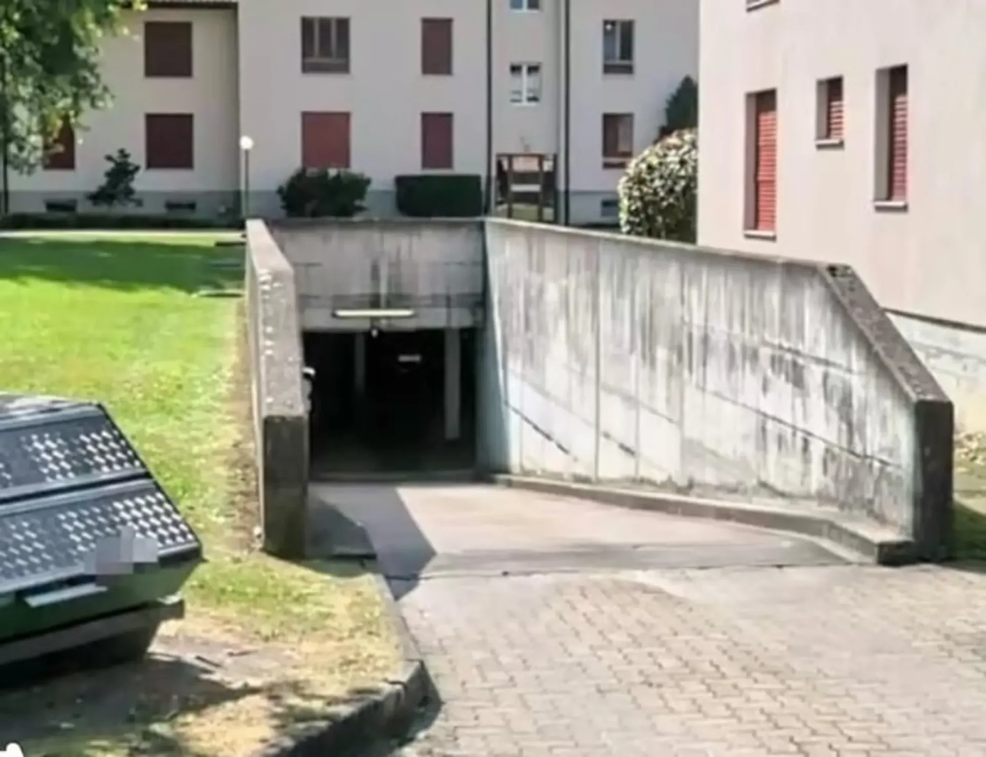 Einstellhallenplatz