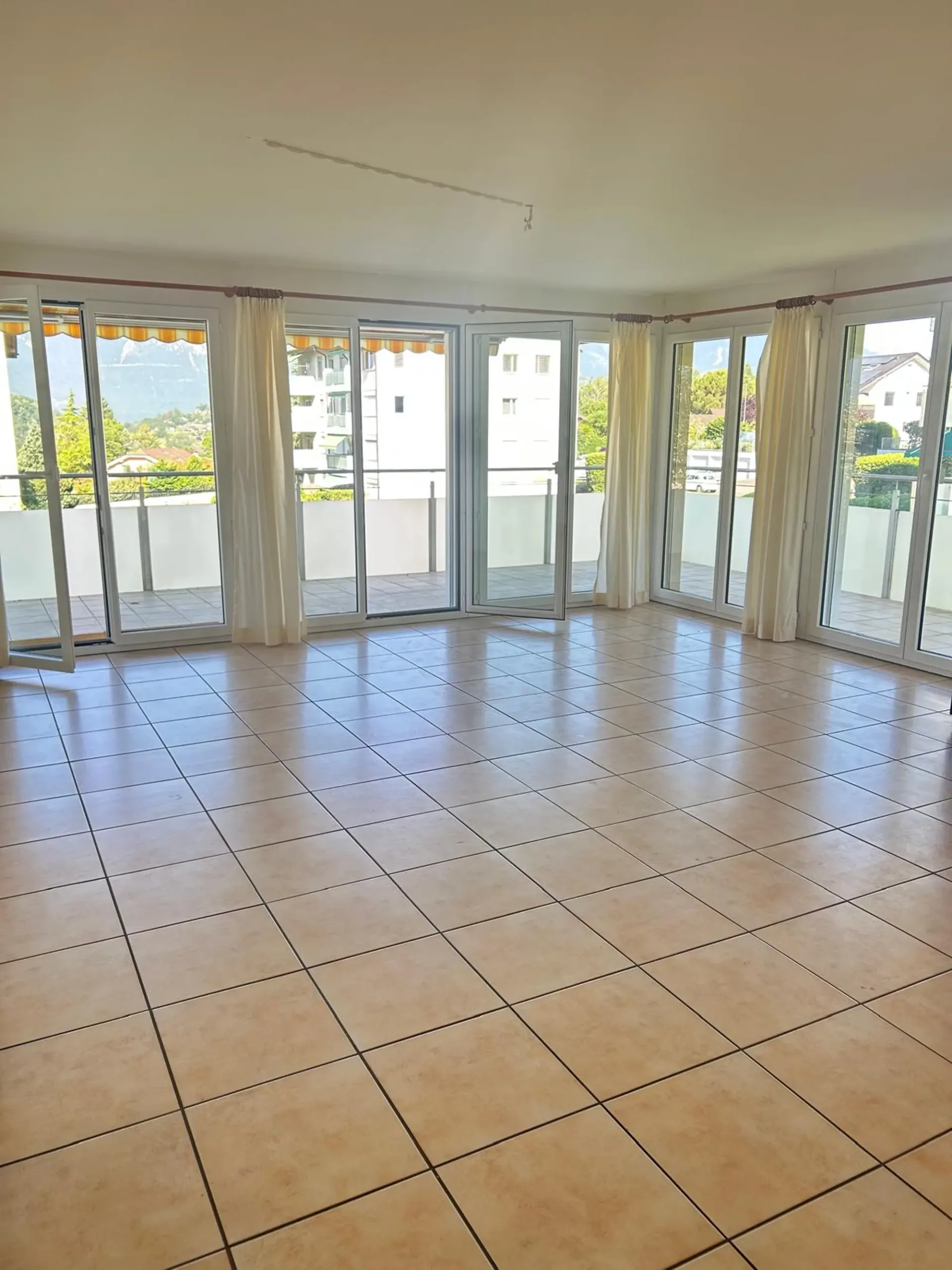 Charmanter Apartment mit 4.5 Zimmern in Ollon