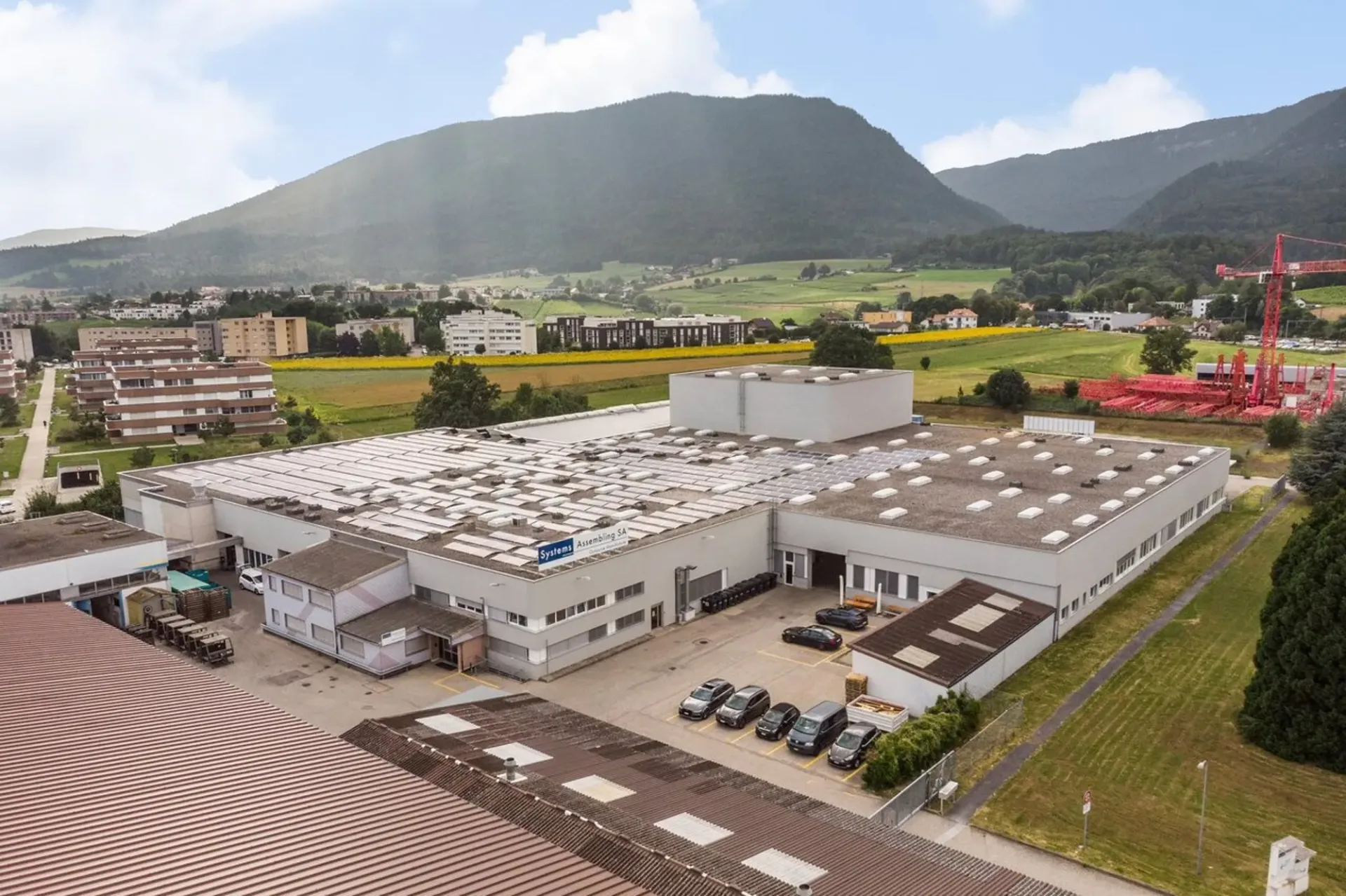 Industrie- und Logistik-Halle von 1066m2² zur Miete - Erdgeschoss - direkter Zugang - Boudry