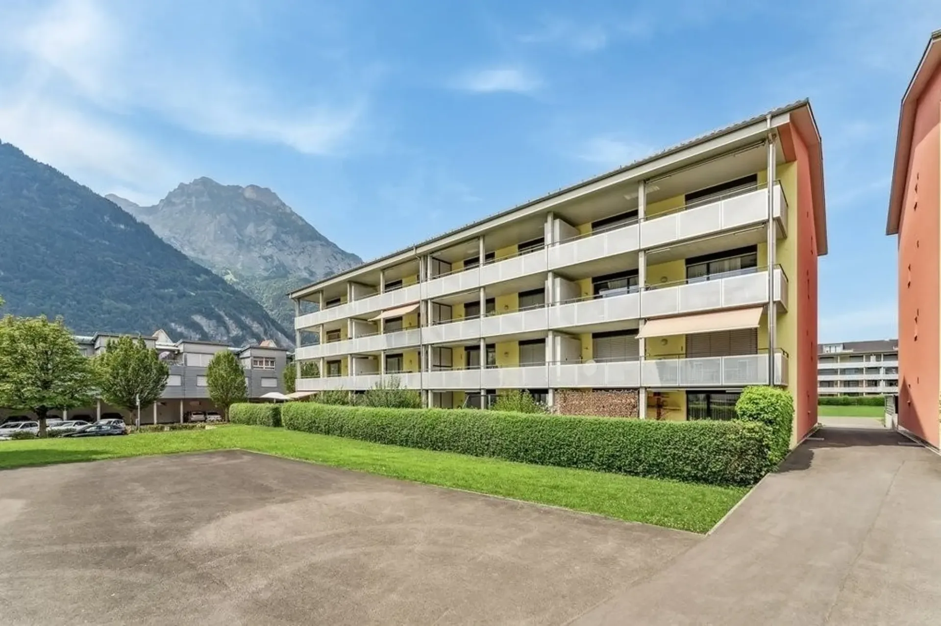 Modernes Wohnen an bester Lage im schönen Altdorf