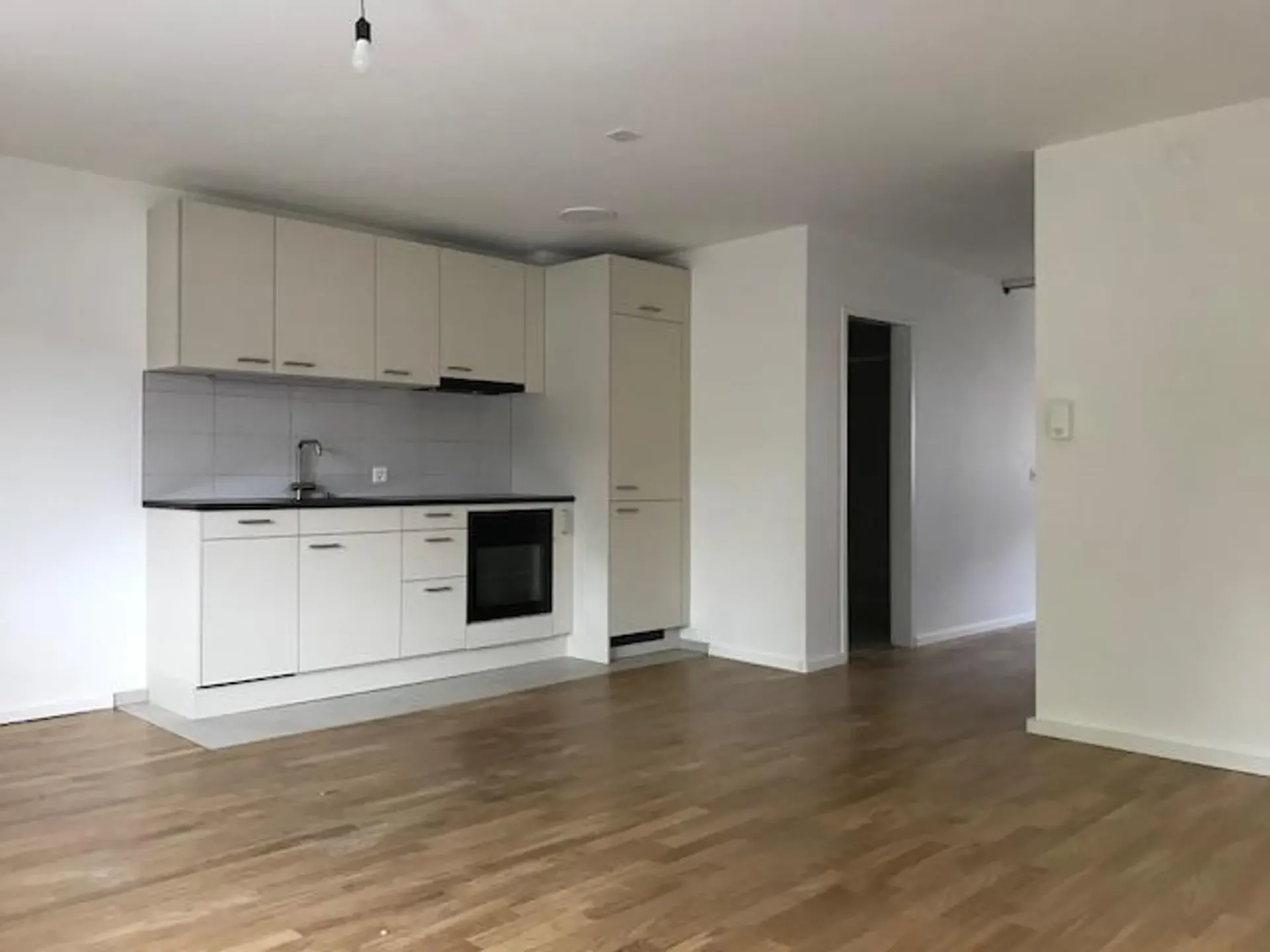 Appartement moderne et attractif avec balcon