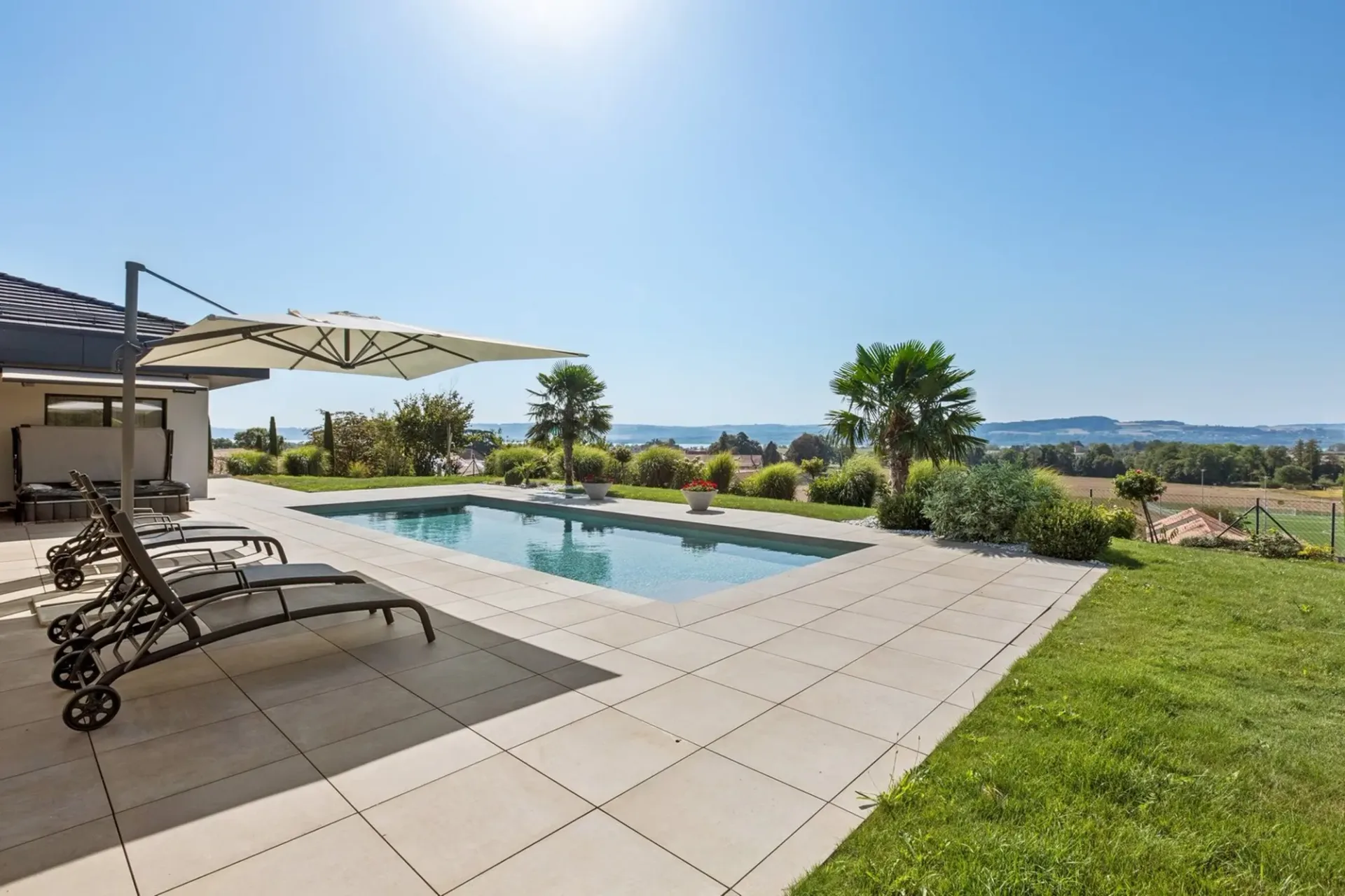 En exclusivité: Maison contemporaine avec vue panoramique sur les Alpe