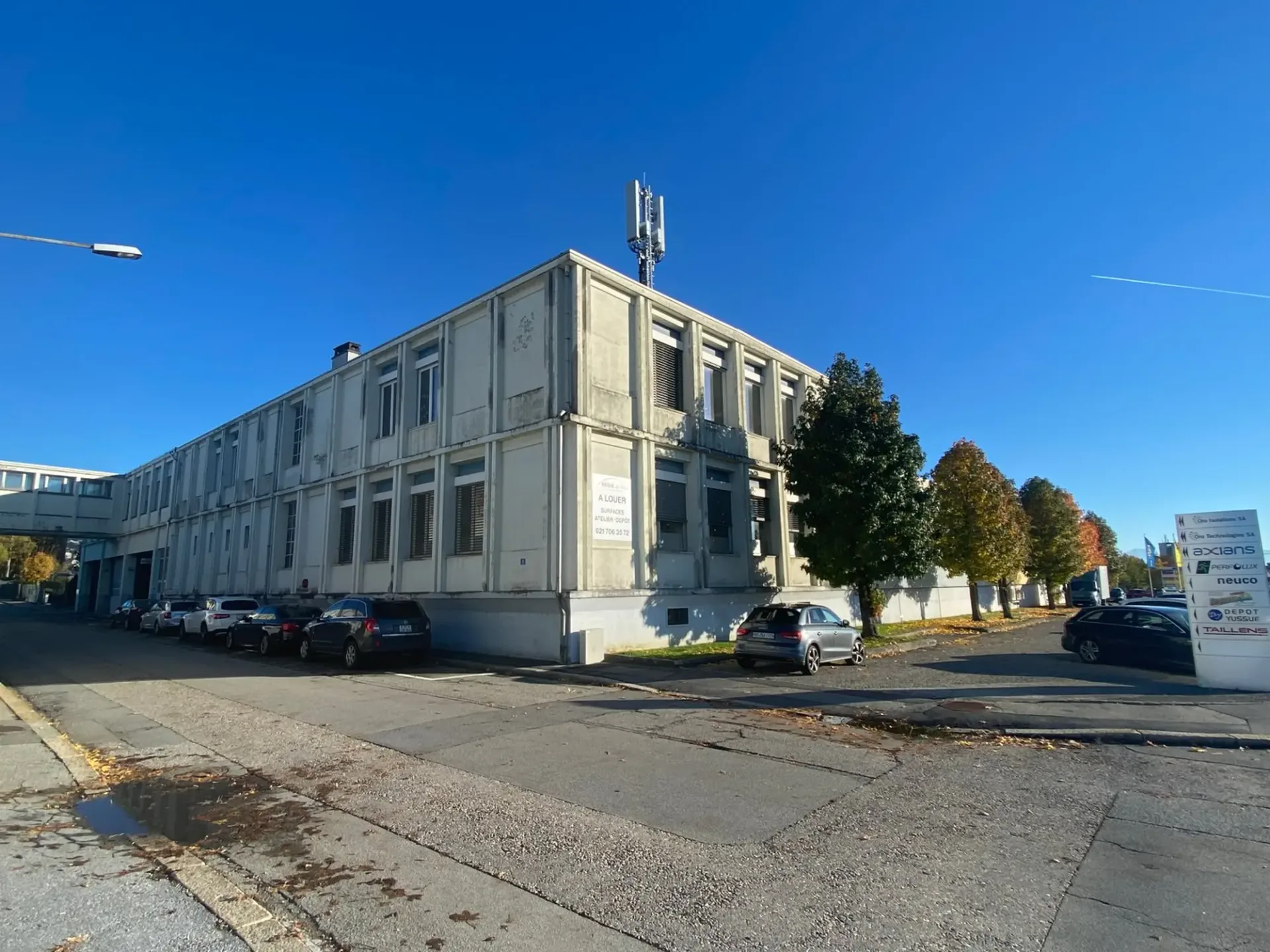 Dépôt de 250m2 à Romanel-sur-Lausanne