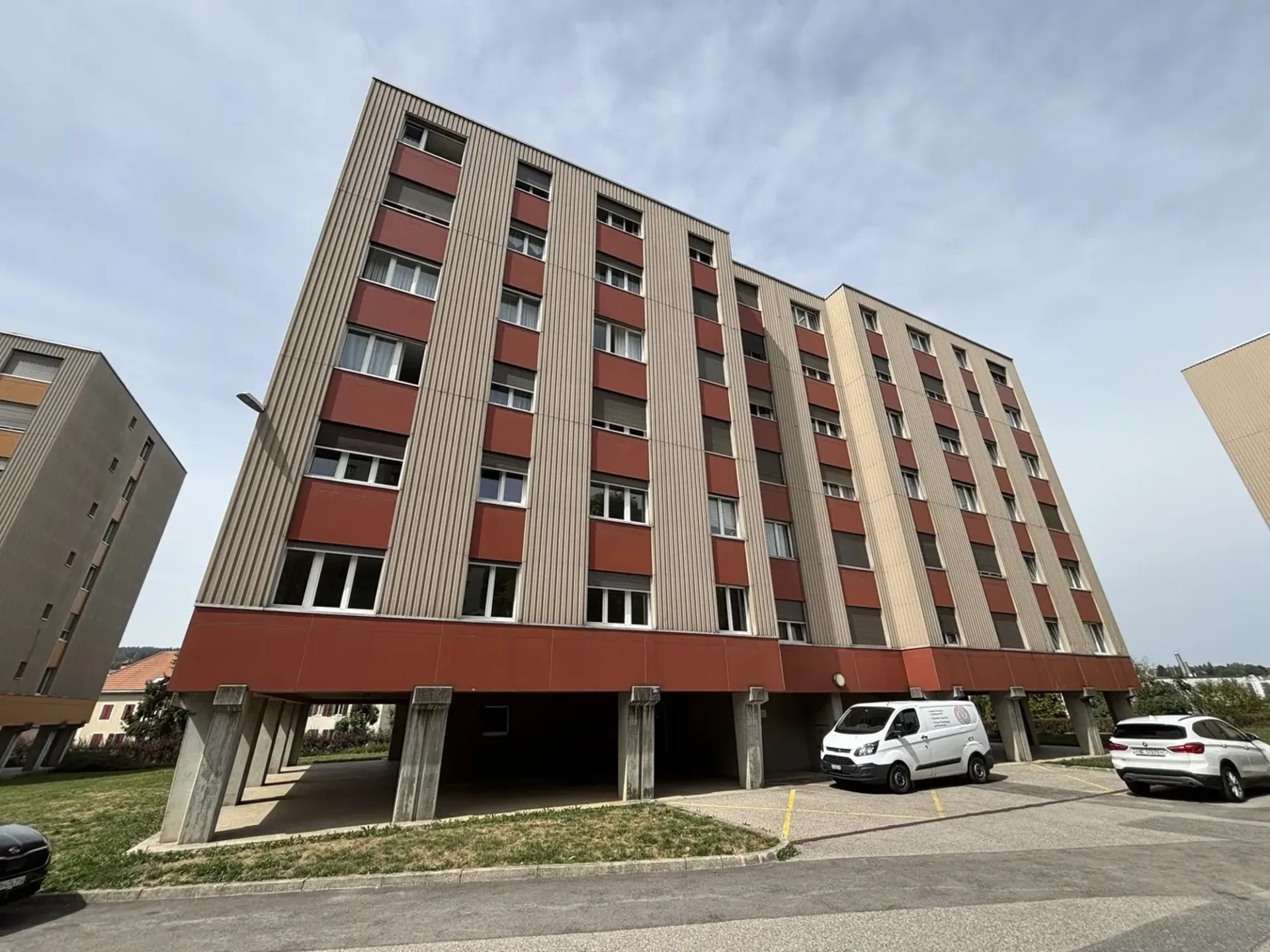 Drei-Zimmer-Wohnung mit Balkon und Aussicht in La Chaux-de-Fonds