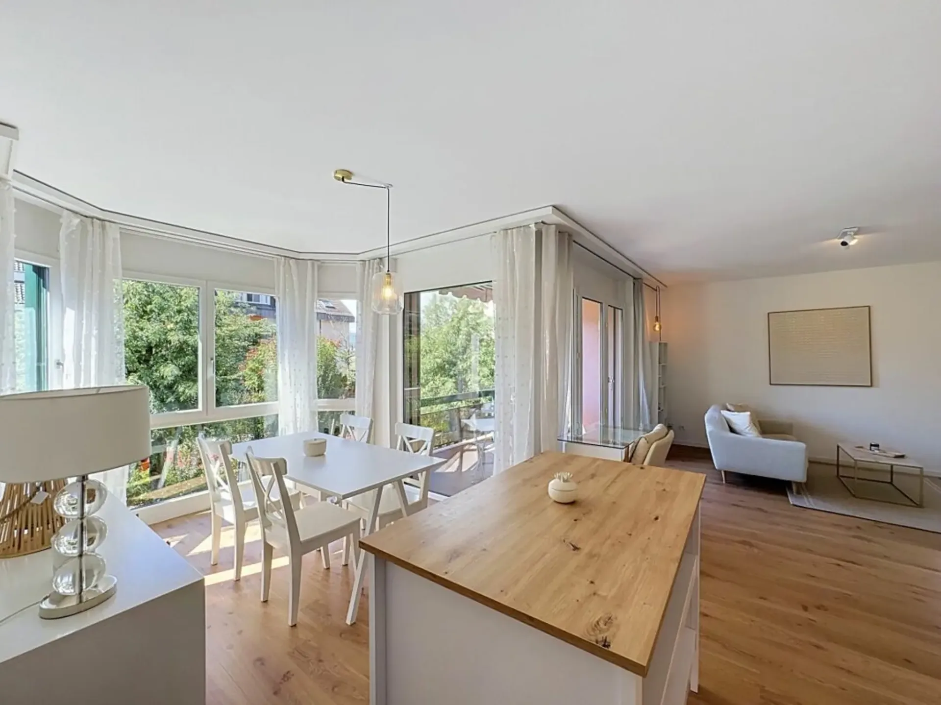 Wunderschönes, helles und perfekt gelegenes Apartment in Ecublens