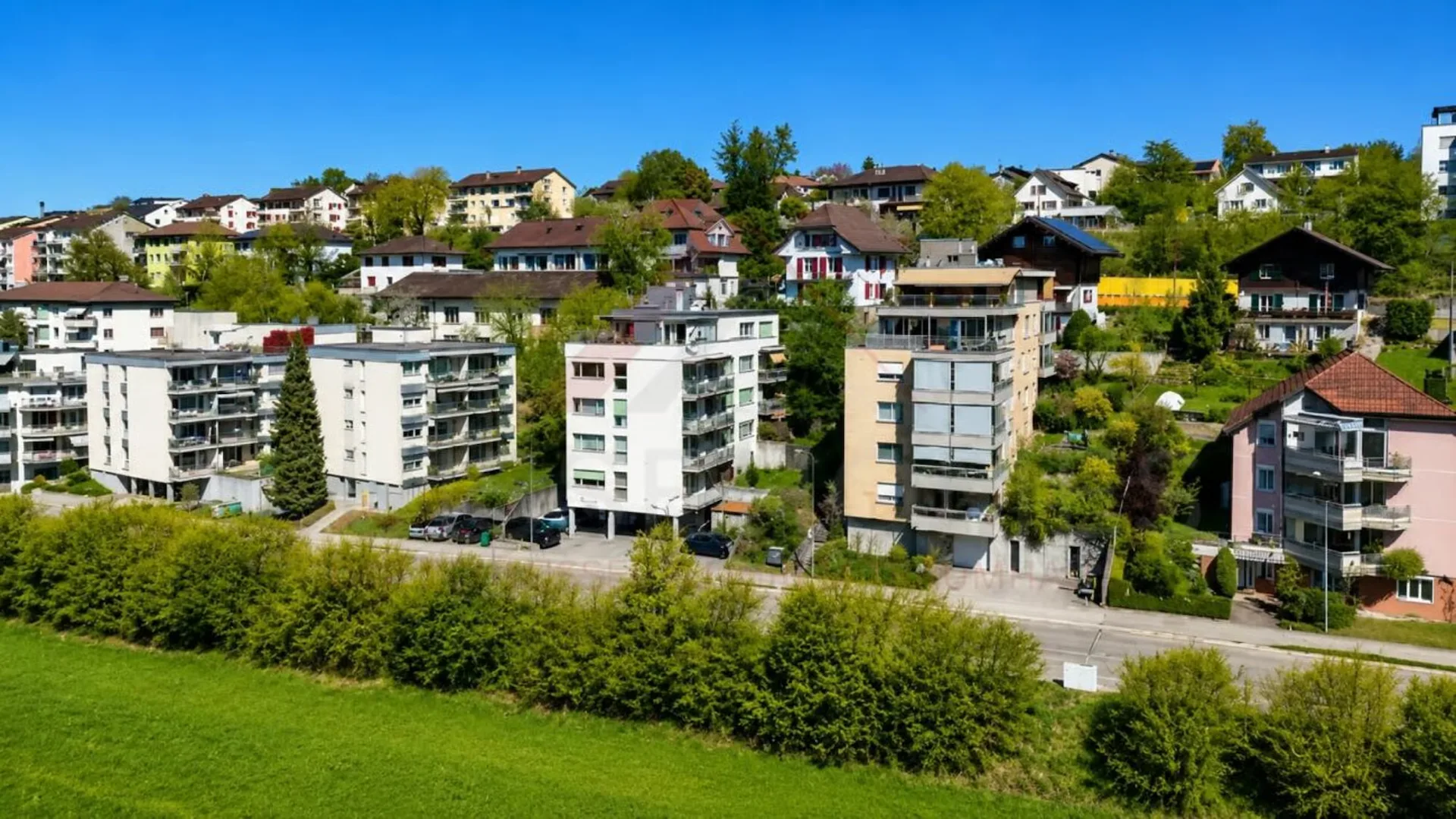 Modernisierte 5.5-Zimmer-Wohnung mit sonnigem Balkon in ruhiger Lage in Zollikofen