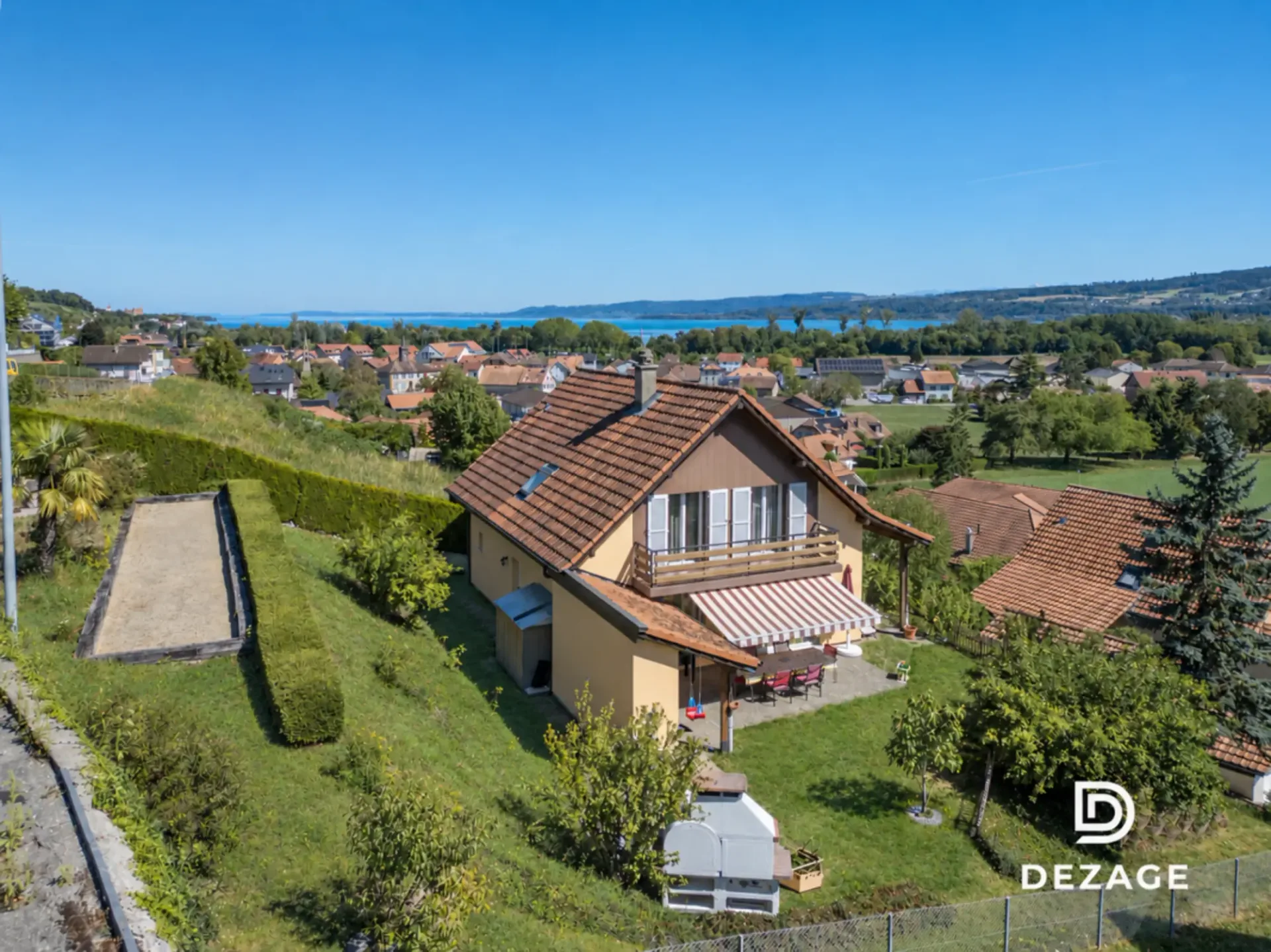 Charmante Familienvilla mit Seeblick in Grandson