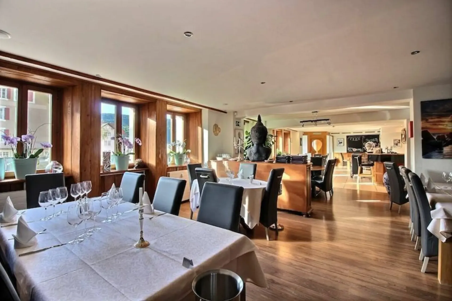 Restaurant 380 m2 im Sentier