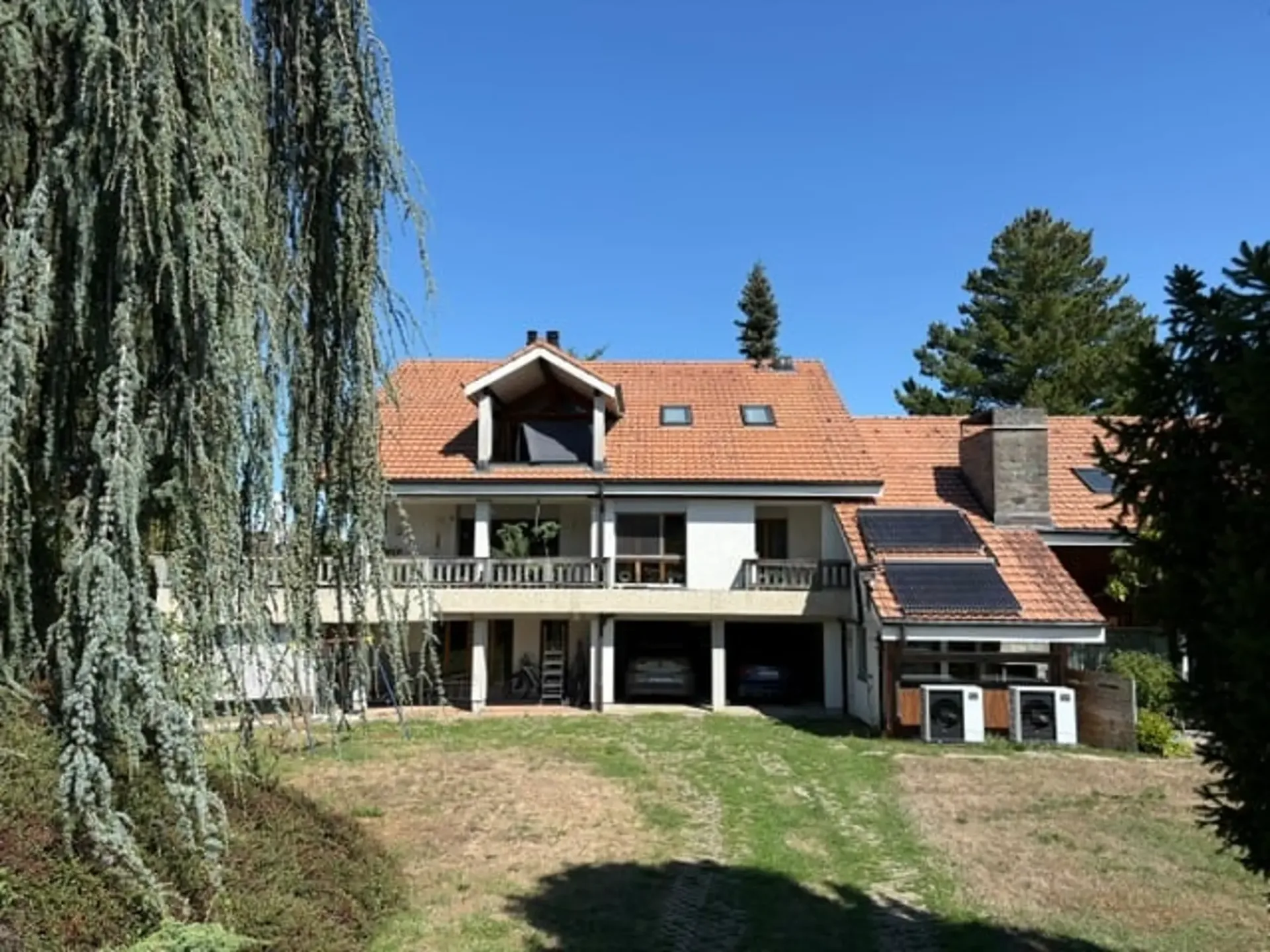 Charming 4.5-room attic apartment Heggidorn – Quiet location with a wonderful view