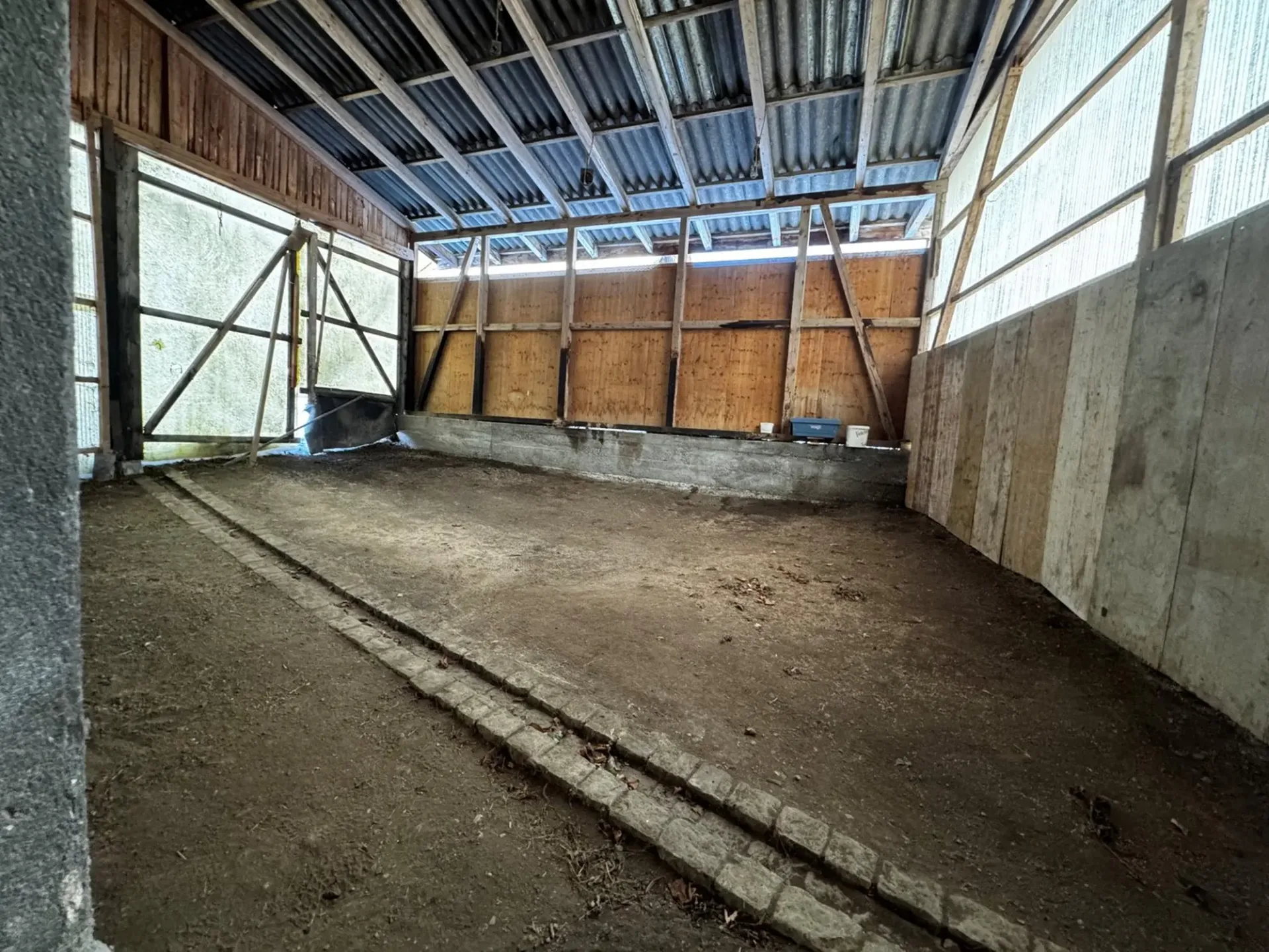 Vielseitiger Lagerraum in ruhiger Lage Madetswil