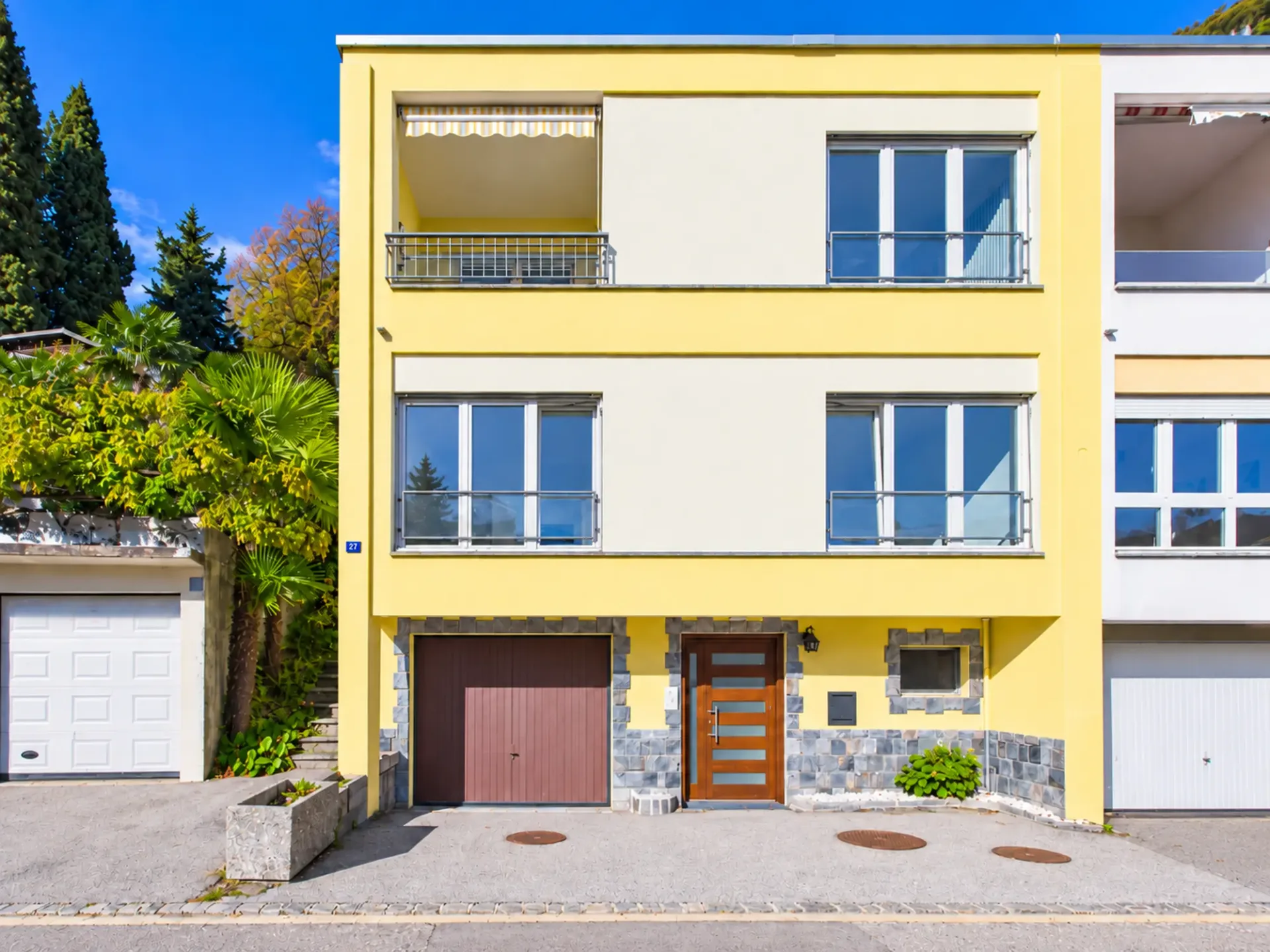 PRESTIGIOSA CASA INDIPENDENTE CON VISTA SUL LAGO DI LUGANO - AUCH ALS ZWEITWOHNSITZ VERFÜGBAR