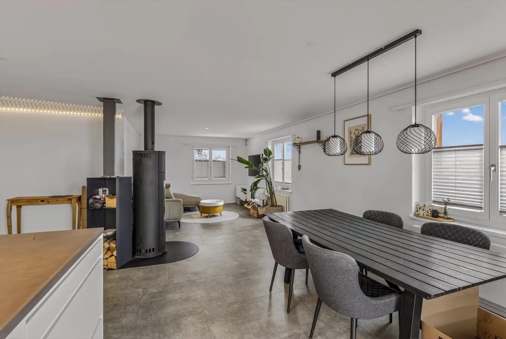 Freistehendes 8-Zimmer-Einfamilienhaus - unverbaubare Aussicht, 760 m² Grundstück & flexible Nutzung