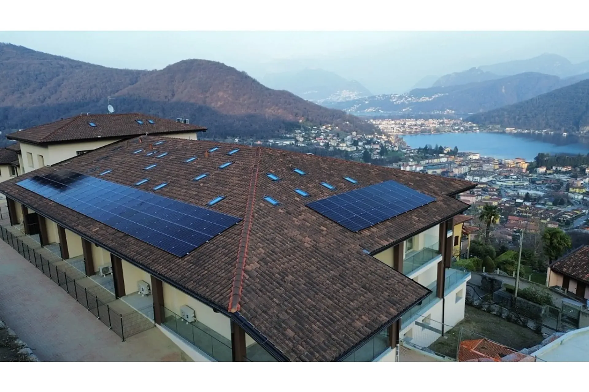 Appartamento di nuova costruzione con terrazzo panoramico (Italia)