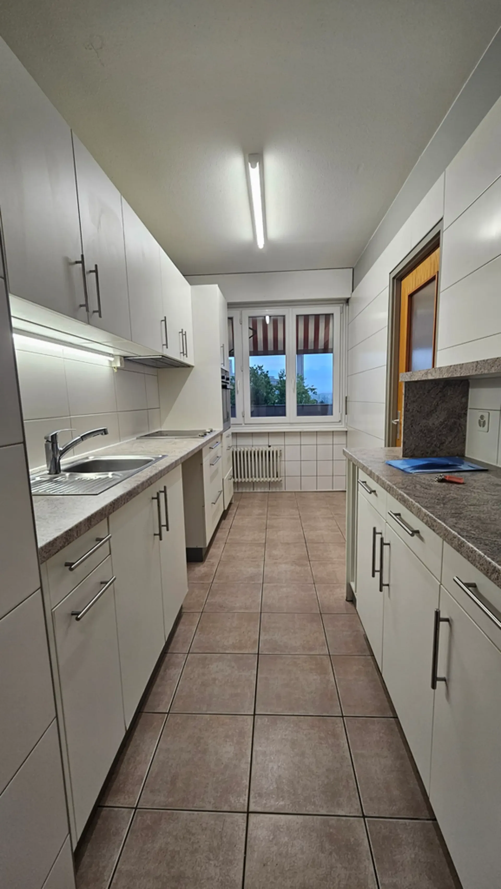 Appartement de 3 pèices au 5ème étage - Onex