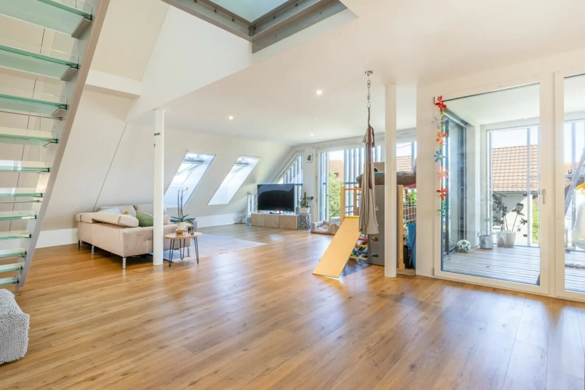 Spacieuse maisonnette de 5,5 pièces avec galerie et loggia