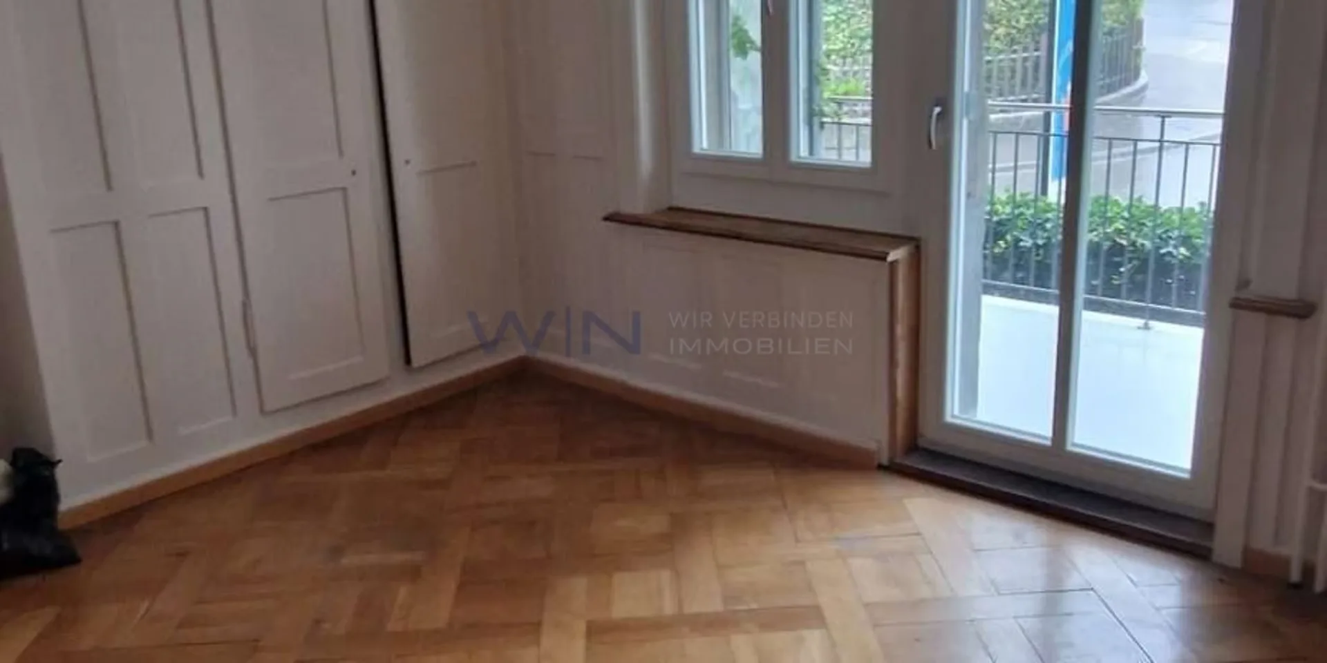 4.5 room Art Nouveau apartment with balcony