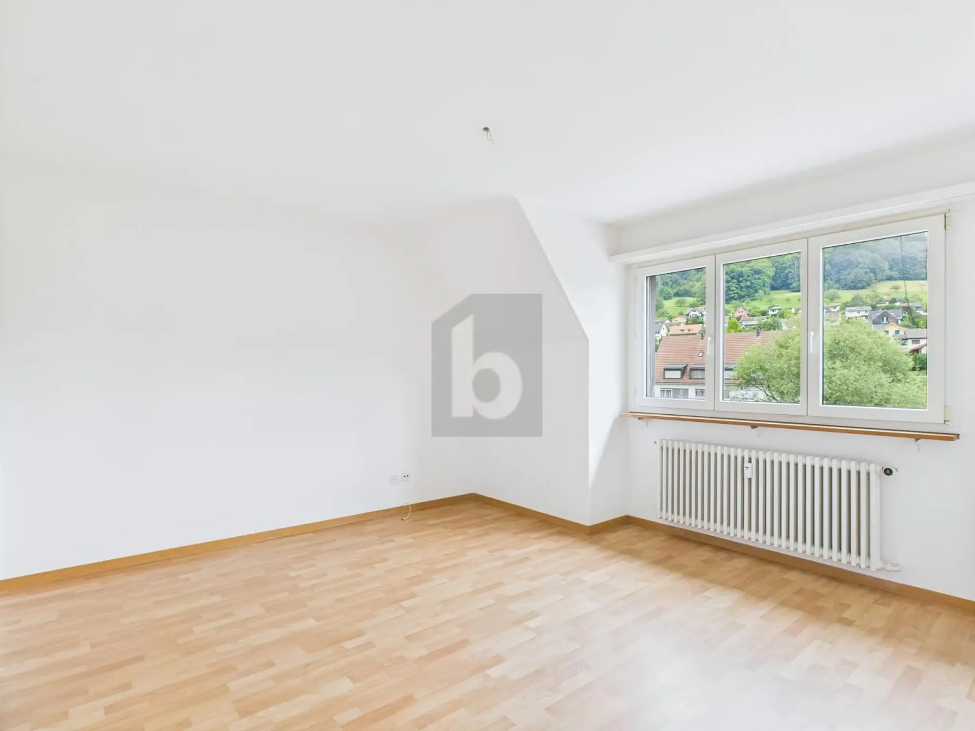PRAKTISCHER GRUNDRISS MIT BALKON