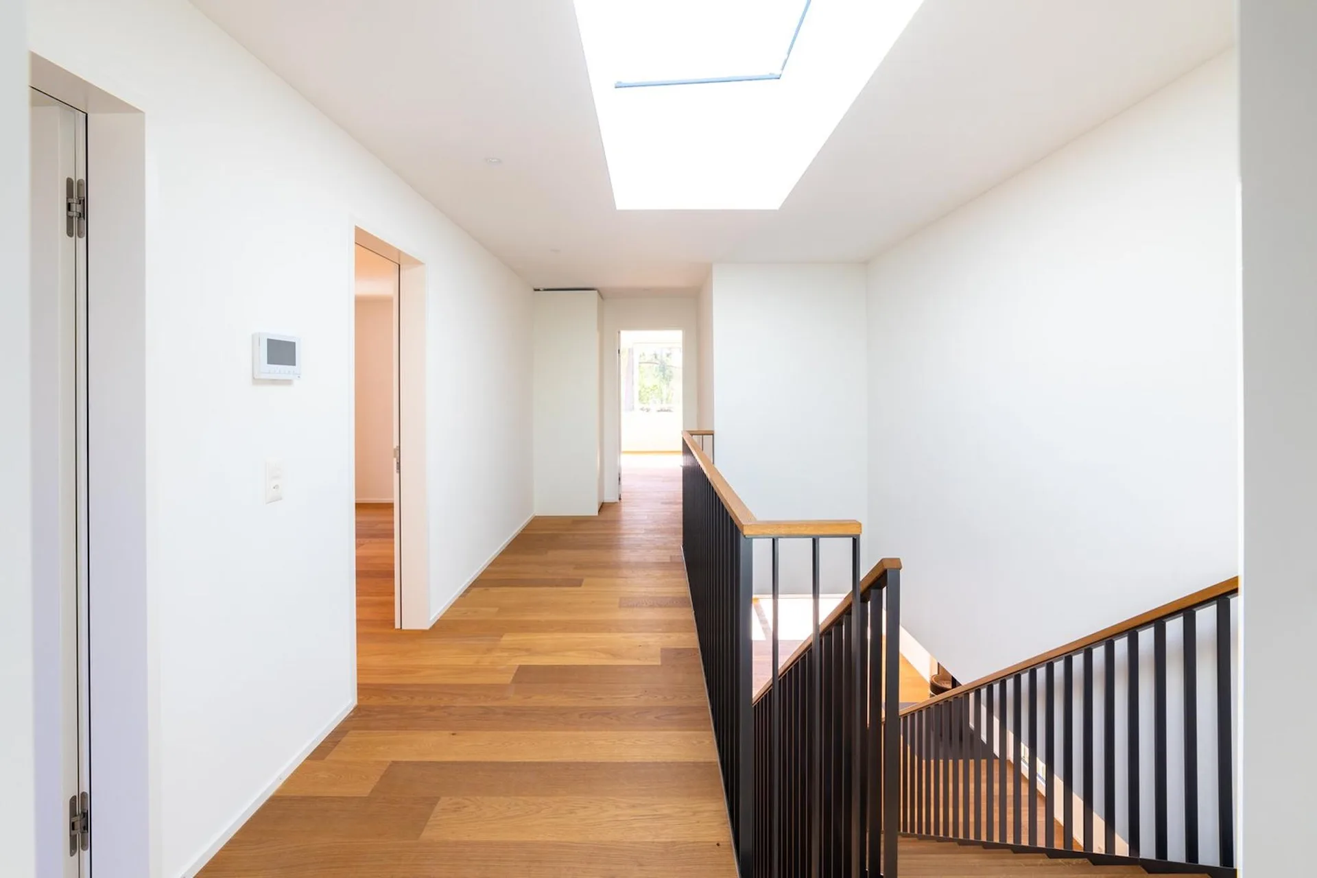 Ambiance de vie exclusive directement sur le Rhin - Propriété avec design intérieur moderne et de haute qualité