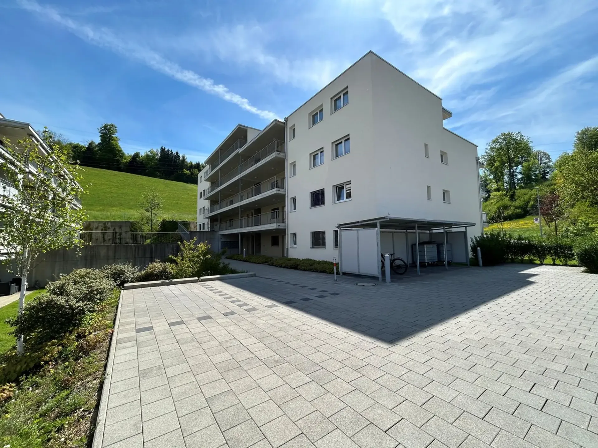 Moderne grosszügige Familienwohnung