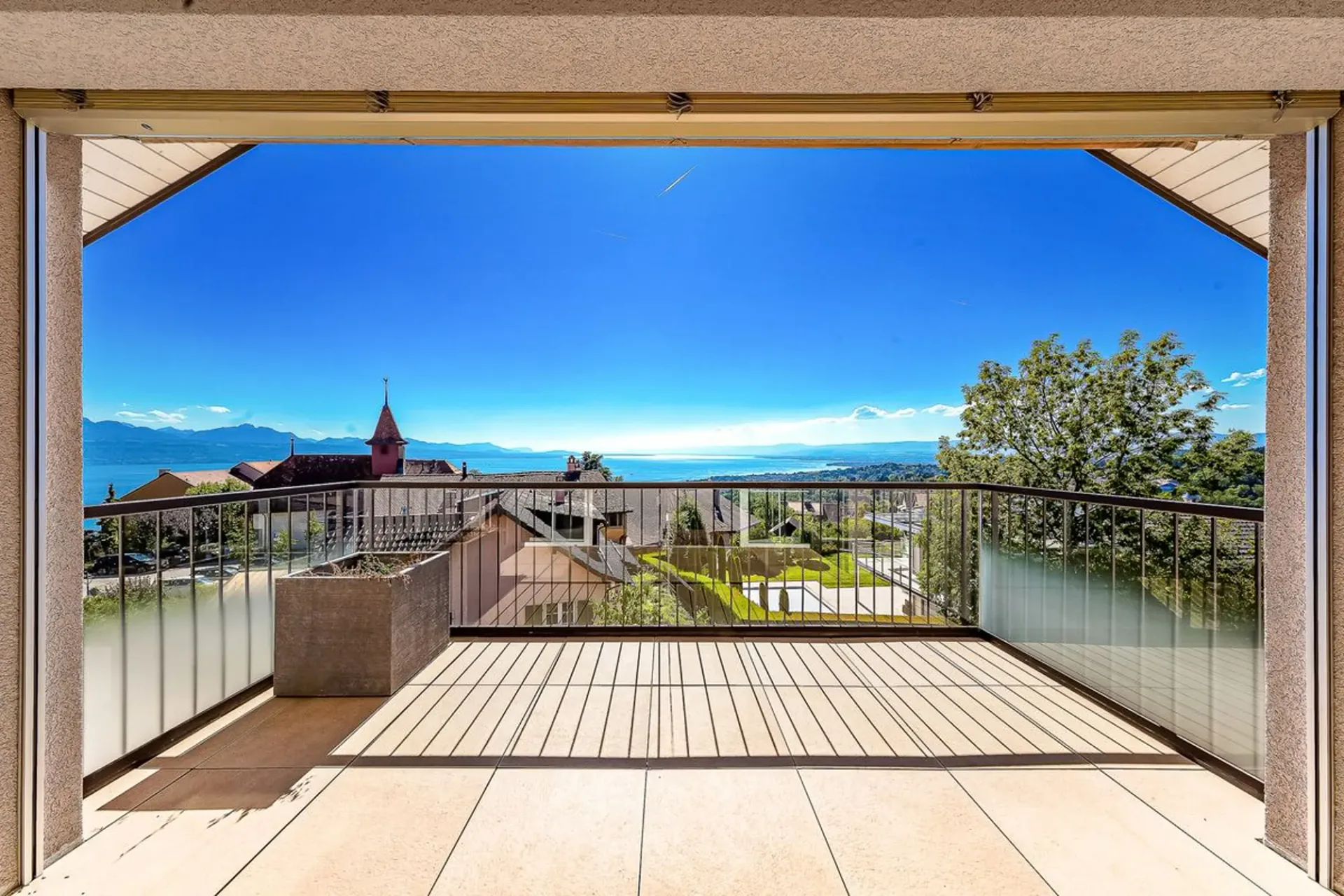 Attique avec vue splendide à Belmont-sur-Lausanne