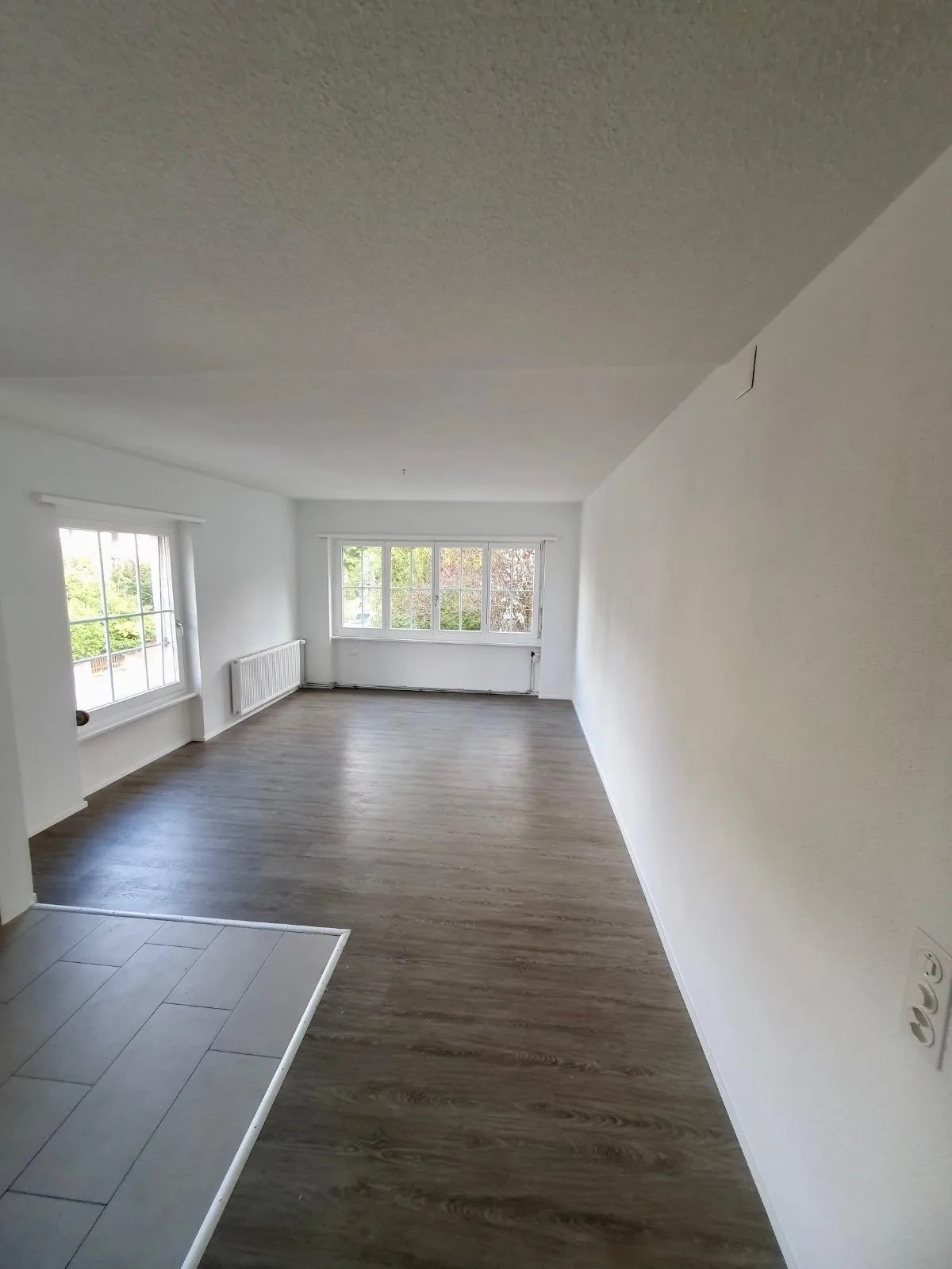 Moderne 3-Zimmerwohnung in Madretsch / Appartement moderne de 3 pièces à Madretsch