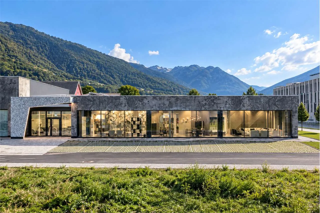 SANT'ANTONINO - DESIGN, PRESTIGE ET REPRÉSENTATION
