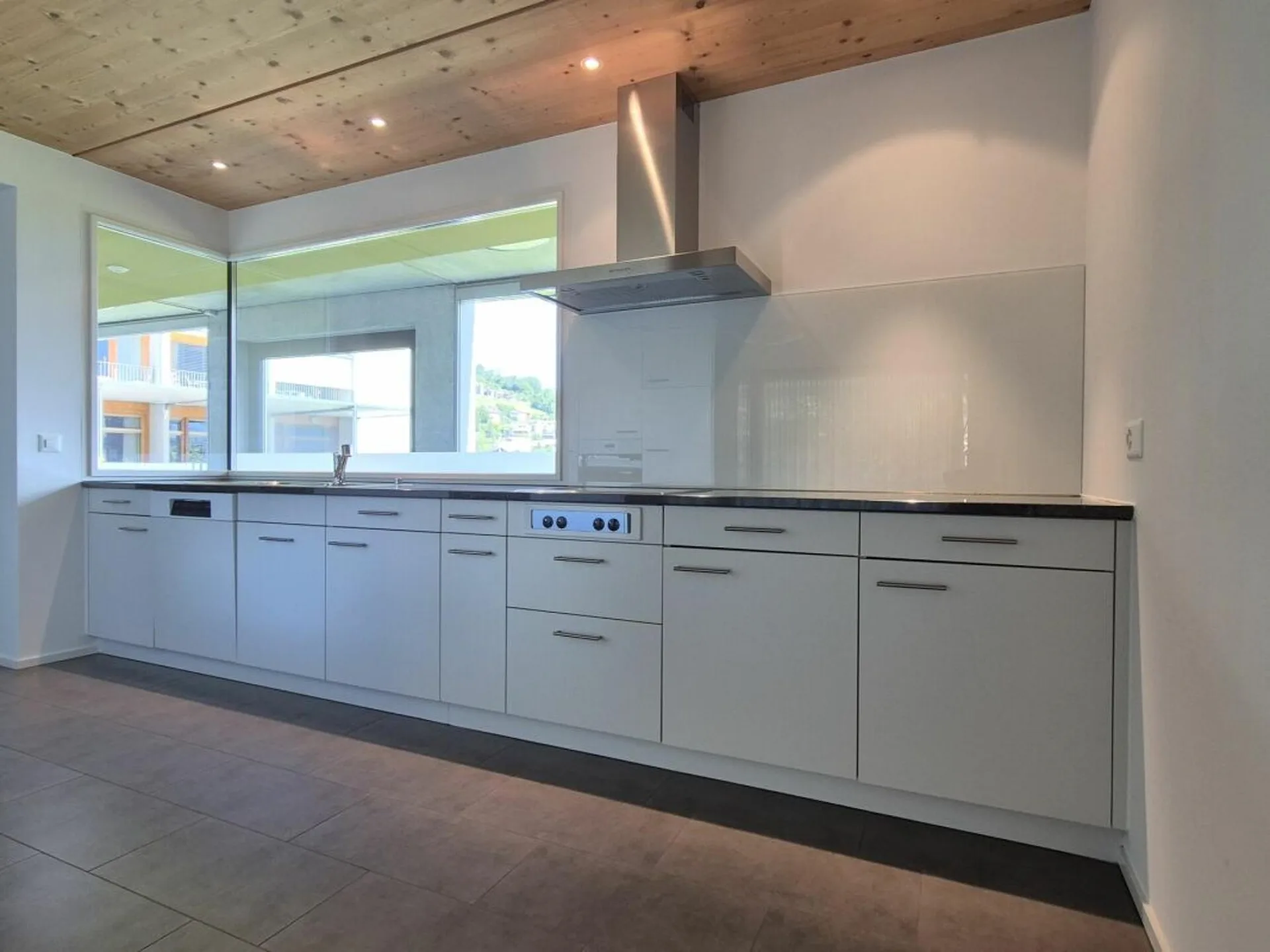 Betreutes Wohnen: moderne 2.5 Zimmerwohnung mit modernem Ausbau und schönem Balkon
