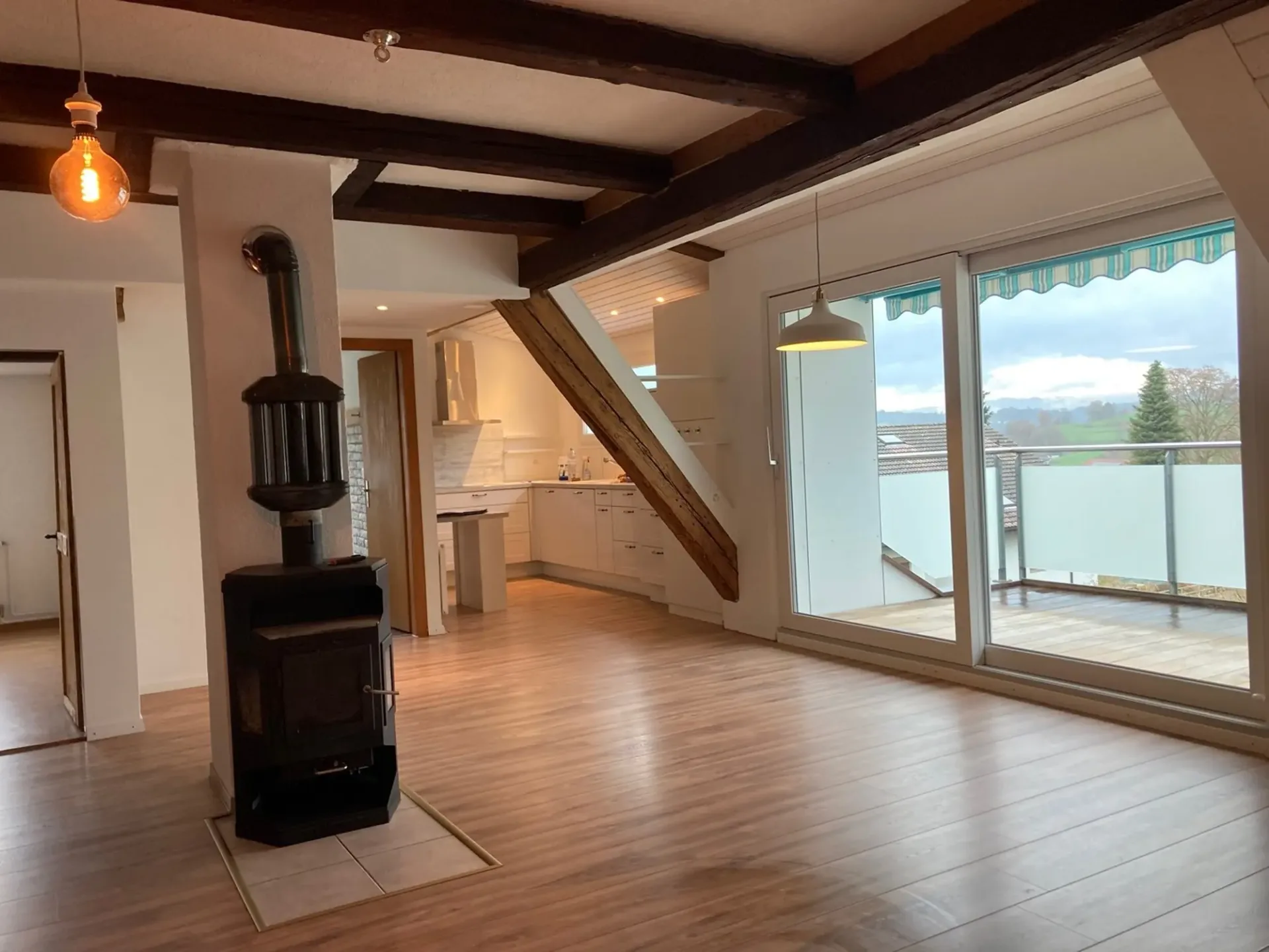Schöne gemütliche Dachwohnung