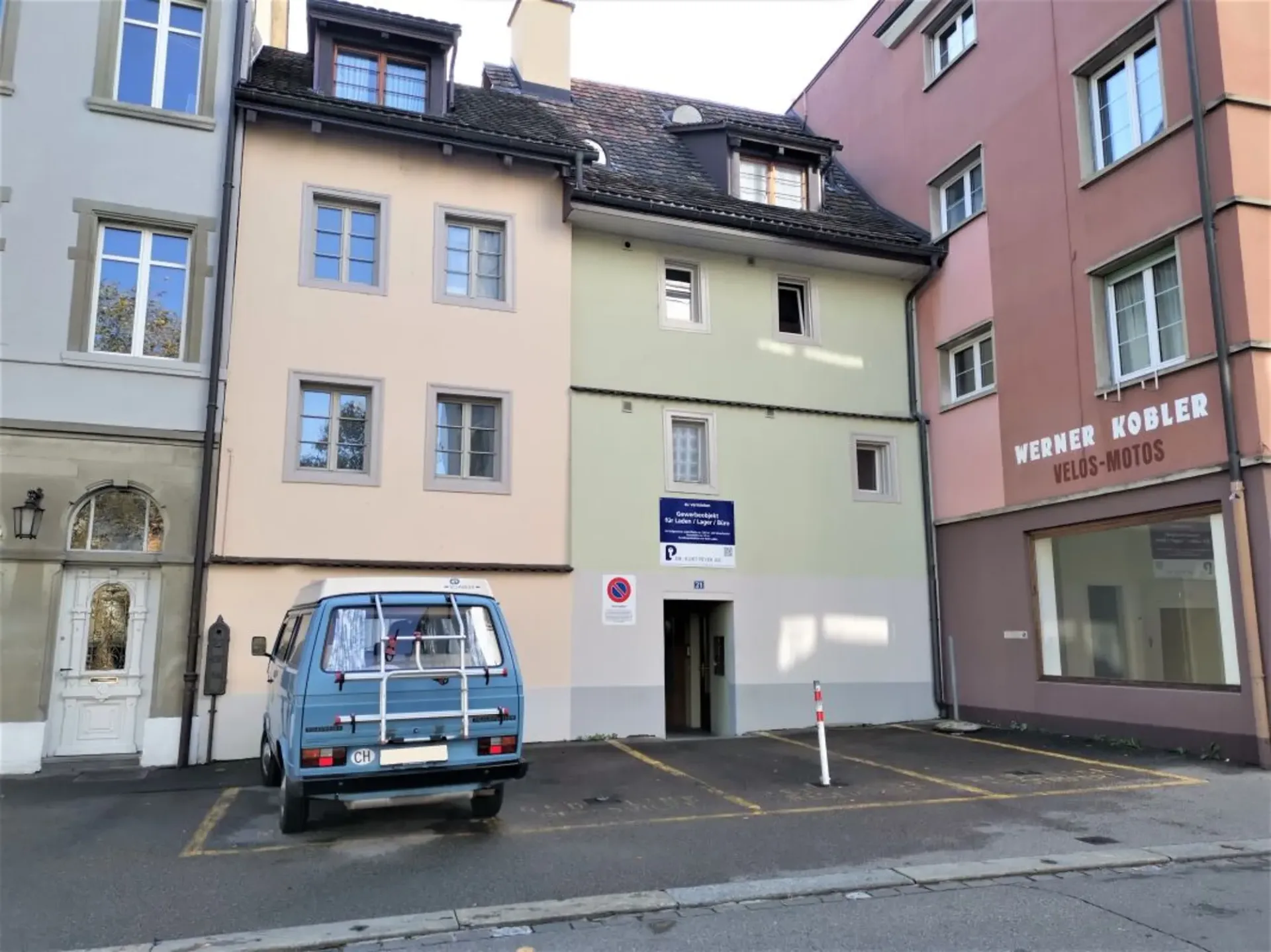 Heimelige Dachwohnung in der Stadt