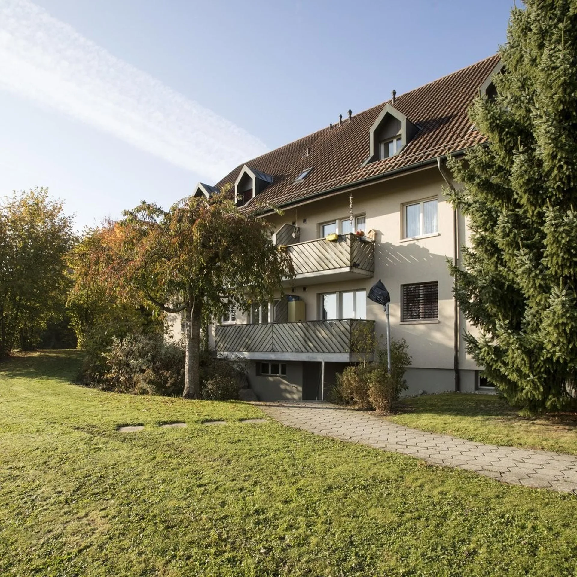 1. Mietzins geschenkt! Gemütliche Dachwohnung