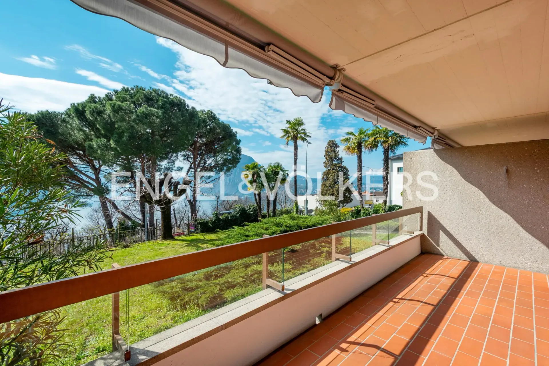 Charmantes und gemu?tliches Apartment mit Seeblick