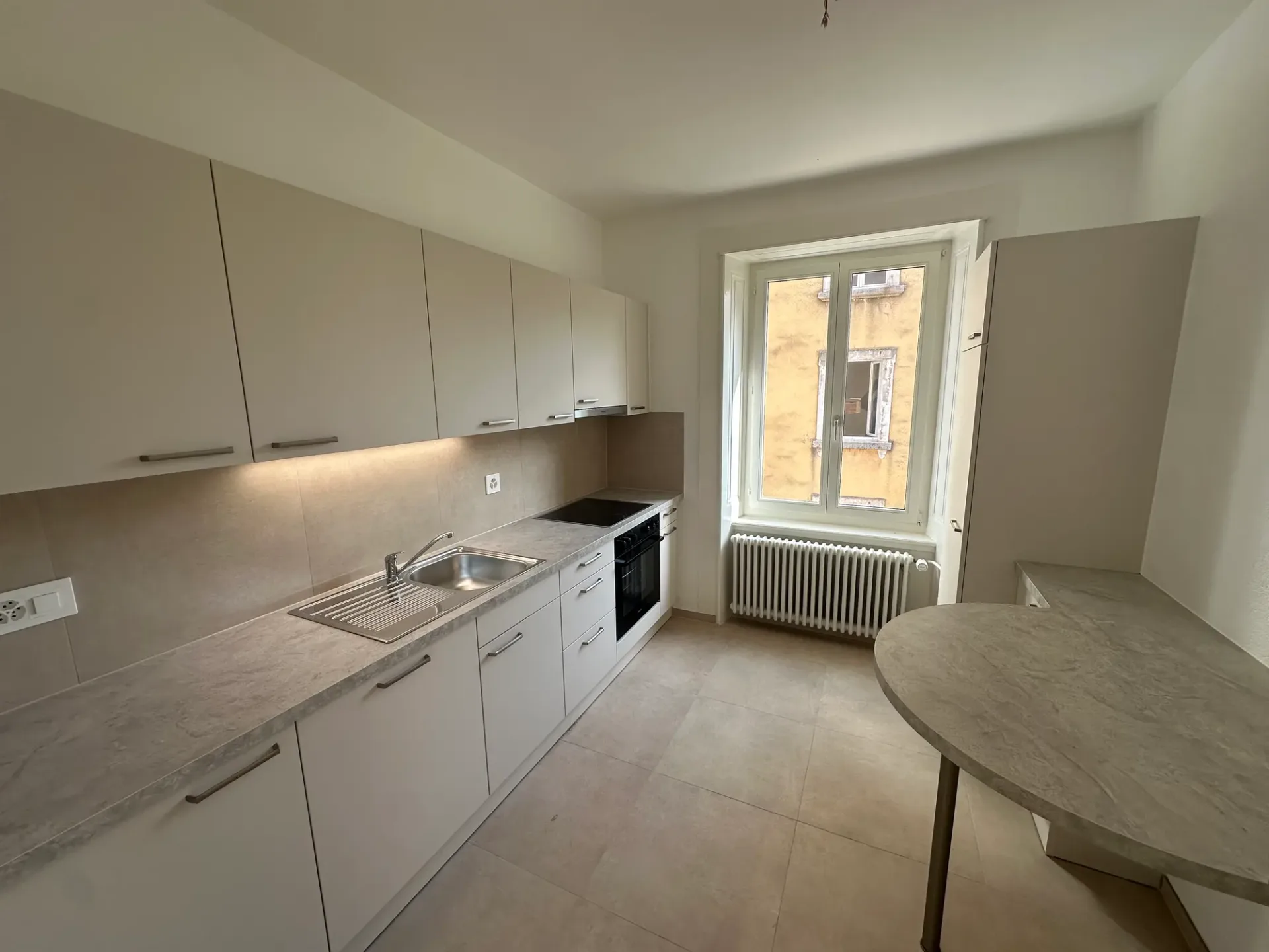 02700 - Appartamento 4 locali - Numa-Droz 115 - La Chaux-de-Fonds