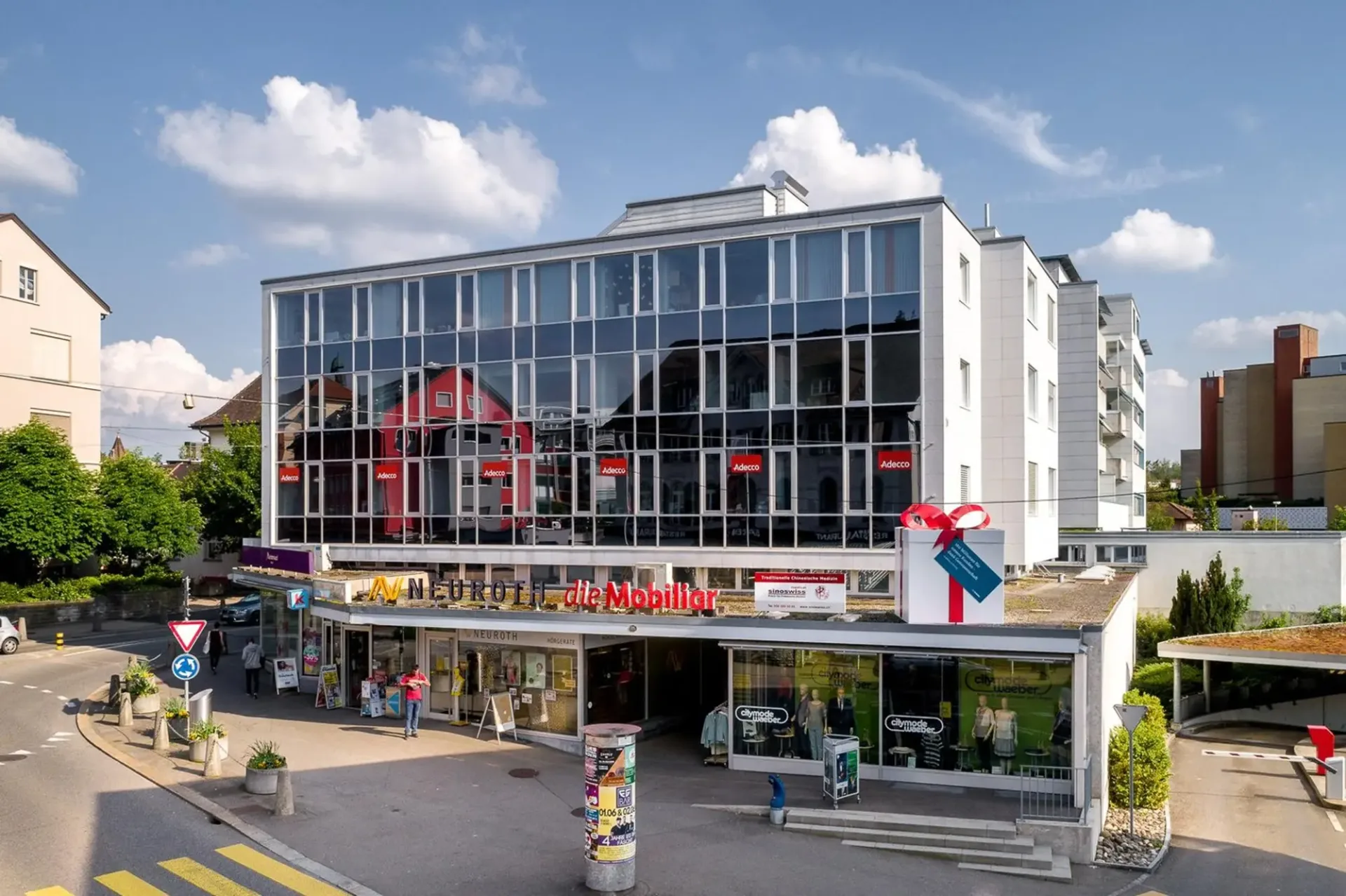 Zentral gelegen – helle und flexible Büroräumlichkeiten in Wohlen – 3 Monate mietzinsfrei