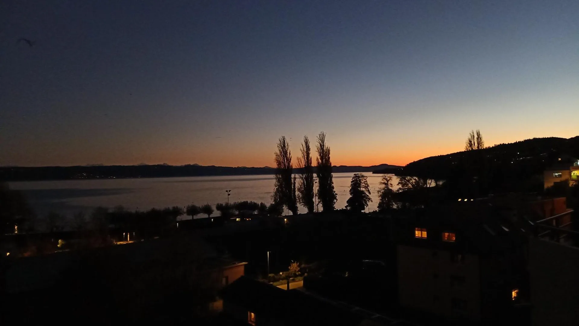 Magnifique avec vue lac imprenable à 5 min. de la plage
